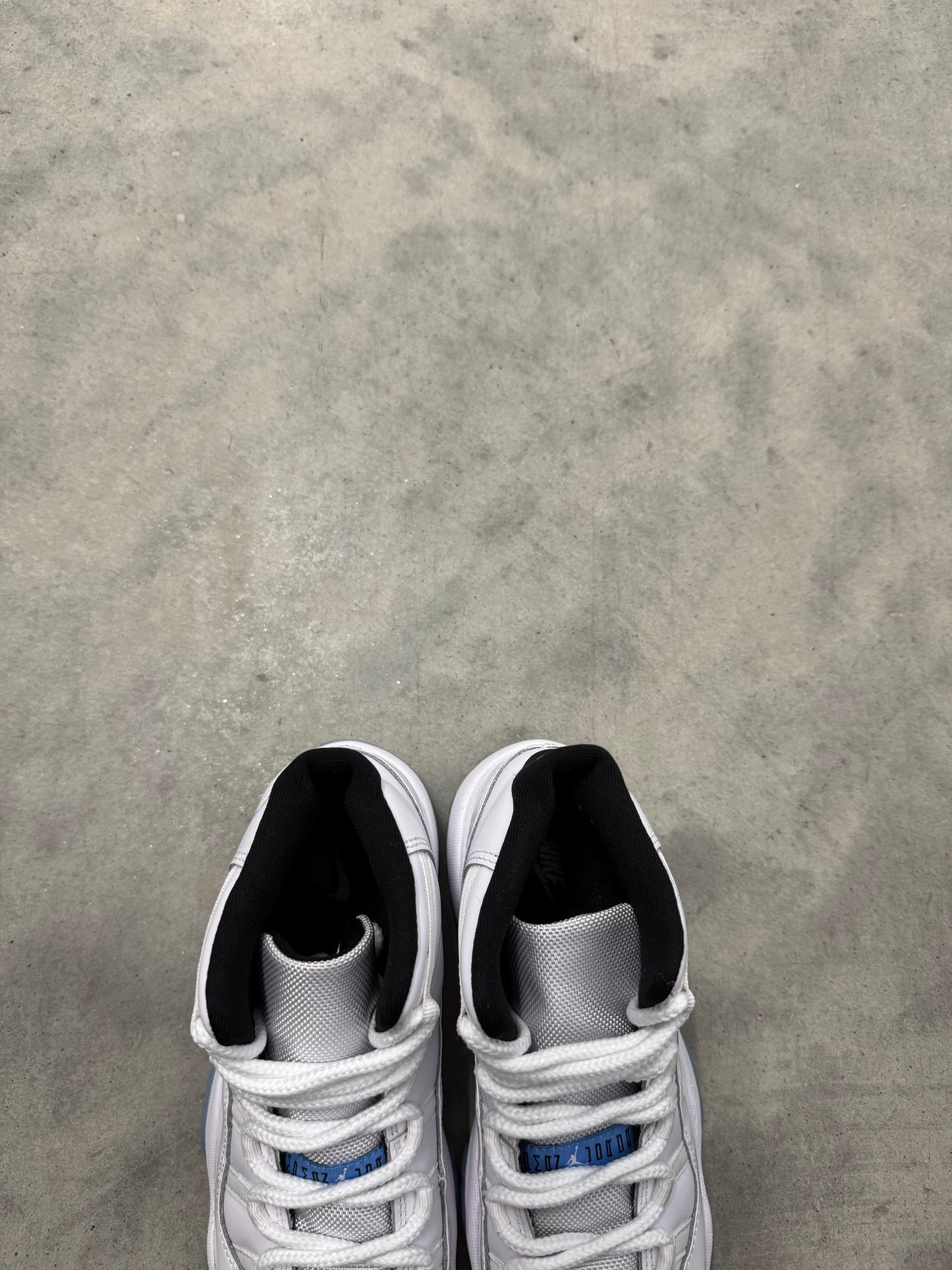 JORDAN 11 “ Legend Blue “