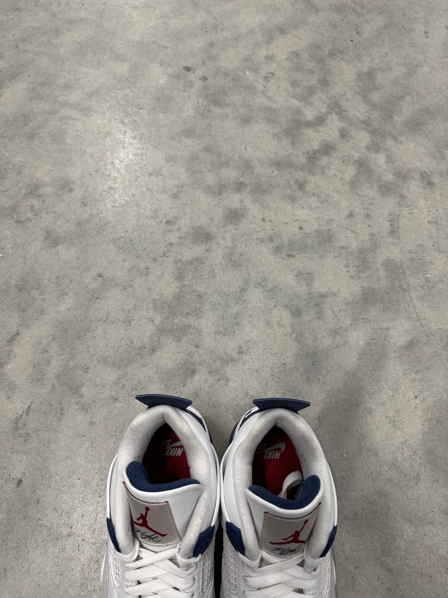 NIKE SB JORDAN 4 “ Navy “