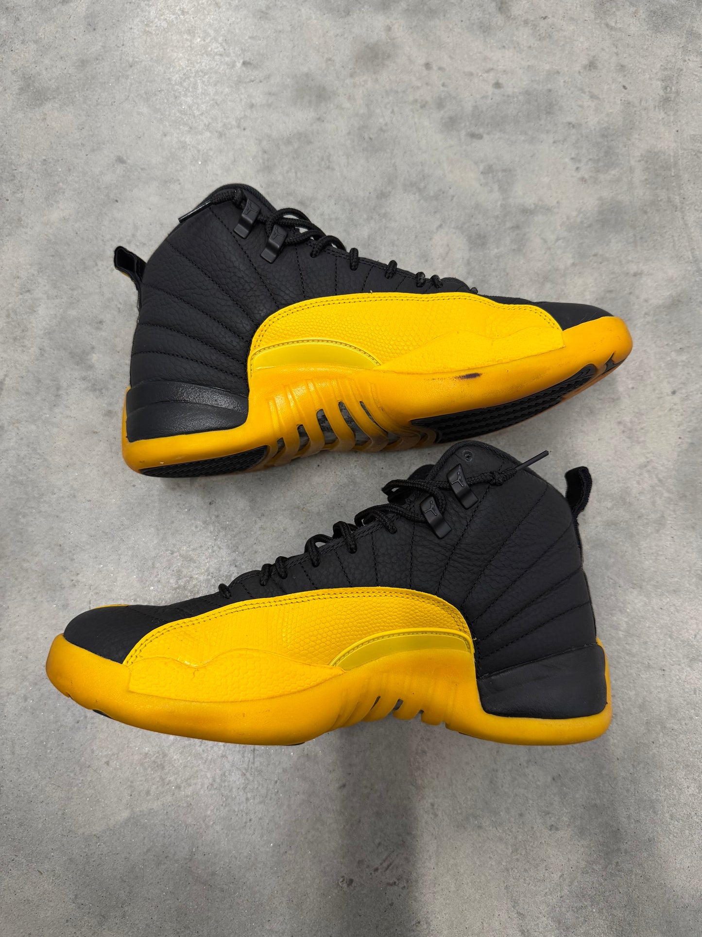 JORDAN 12 “ University Gold “