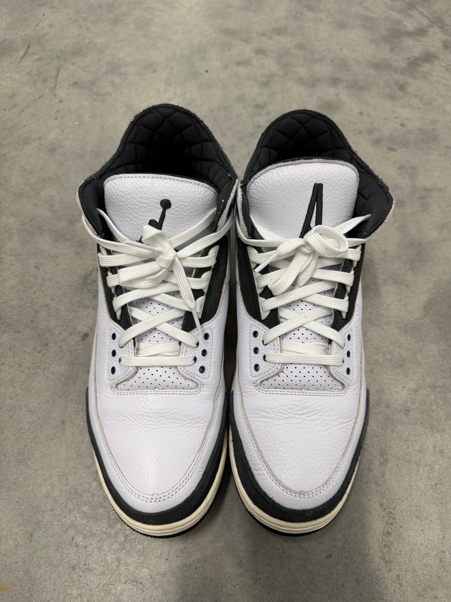 A MA MANIÉRE JORDAN 3 “ For the Love “