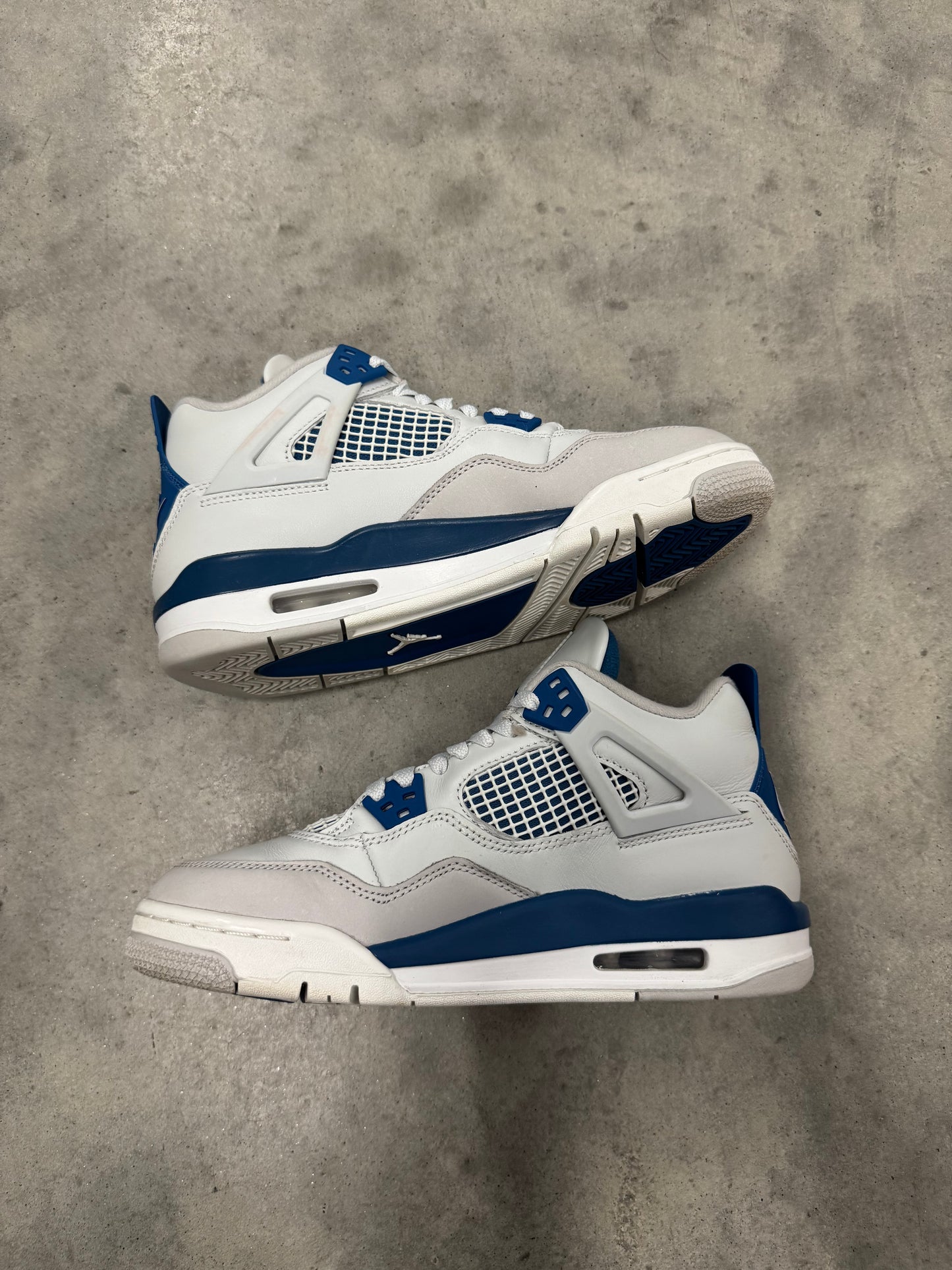 JORDAN 4 “ Military Blue “