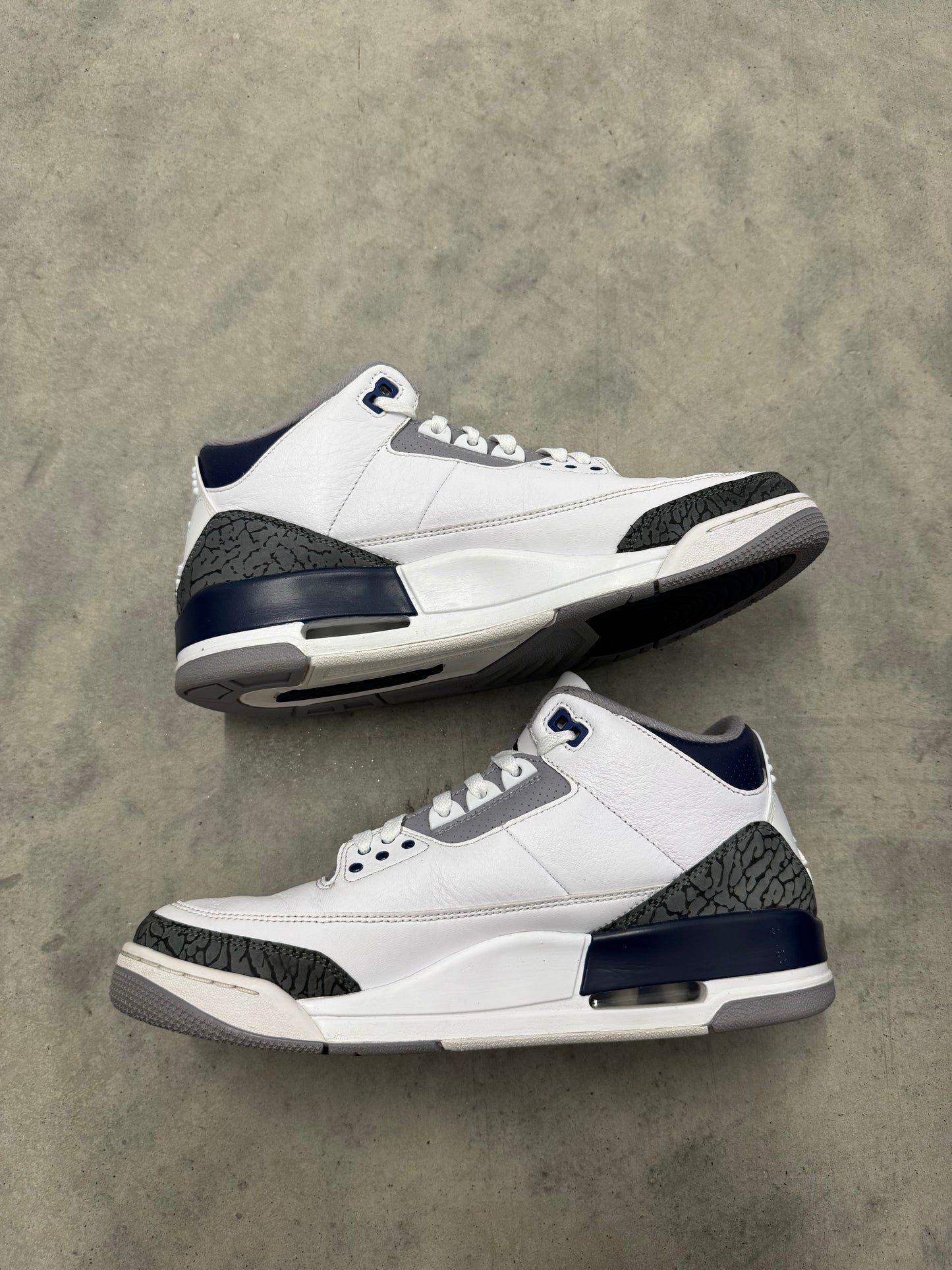 JORDAN 3 “ Midnight Navy “