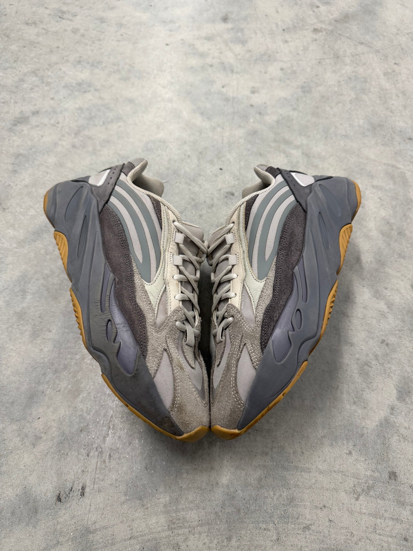 YEEZY BOOST 700 V2 “ Tephra “