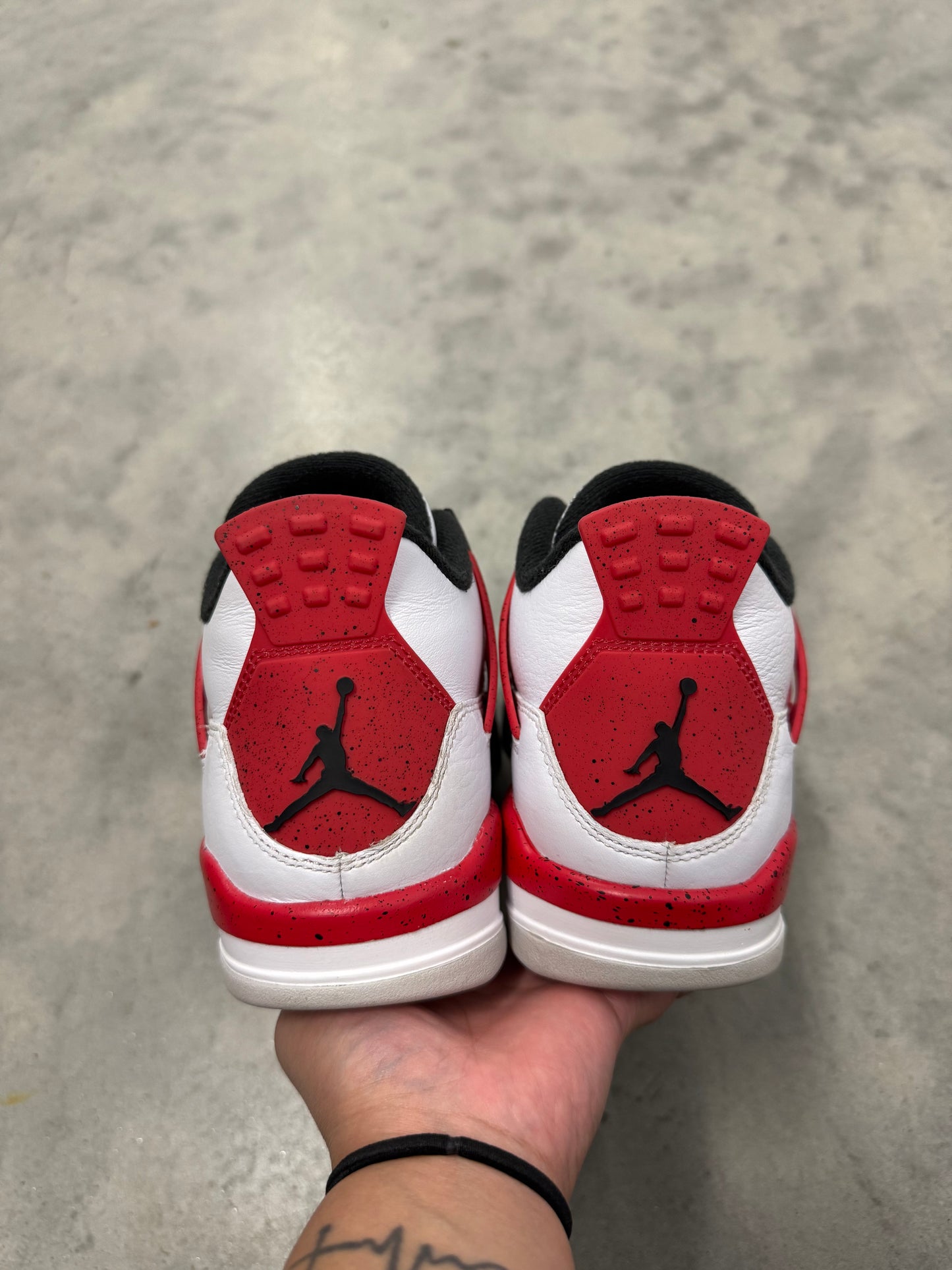 JORDAN 4 “ Red Cement “