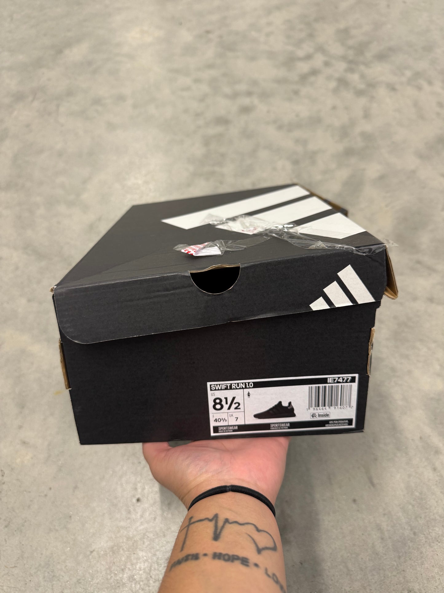 JORDAN 5 LOW “ Alternate 90 “