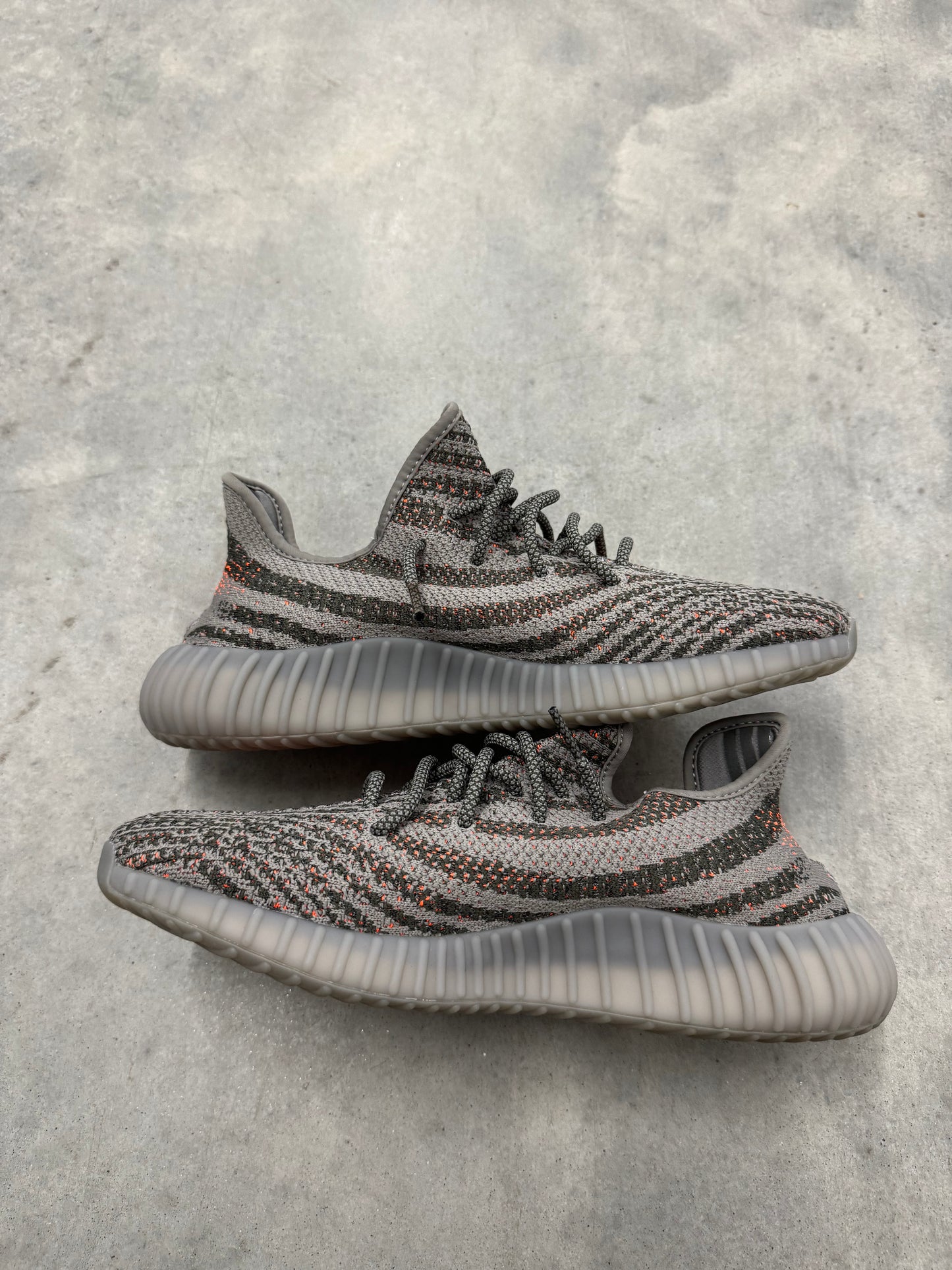 YEEZY BOOST 350 V2 “ Beluga Reflective “