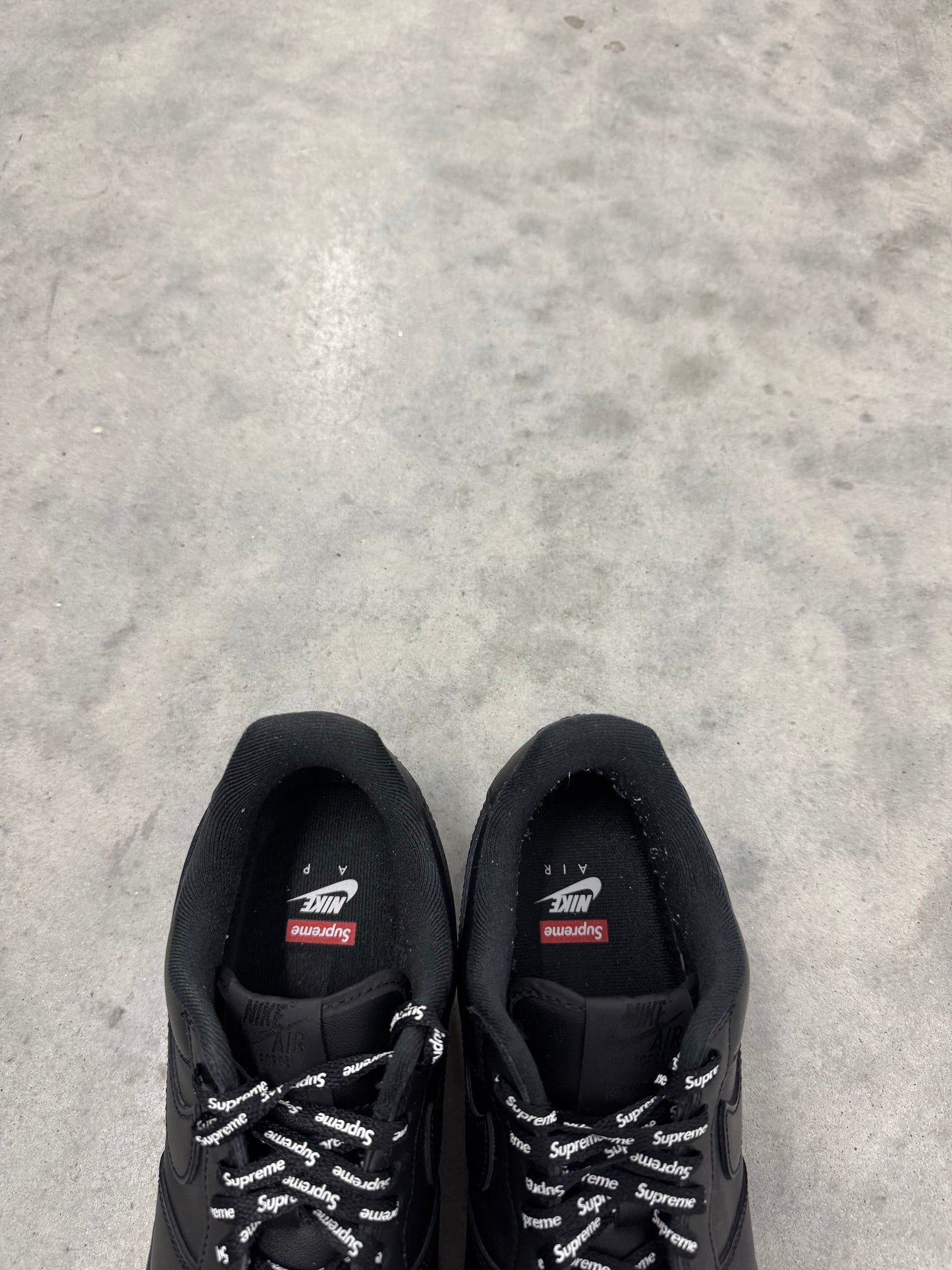 AIR FORCE SUPREME LOW “ Black “