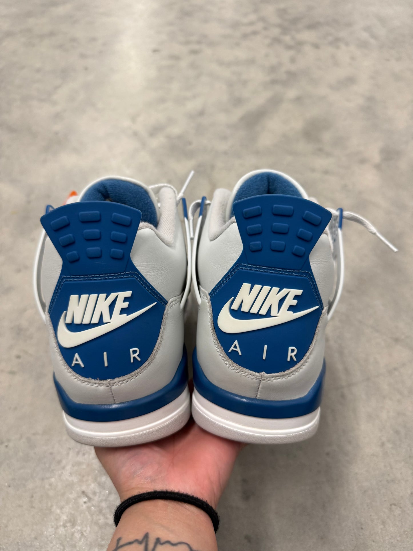 JORDAN 4 “ Military Blue “