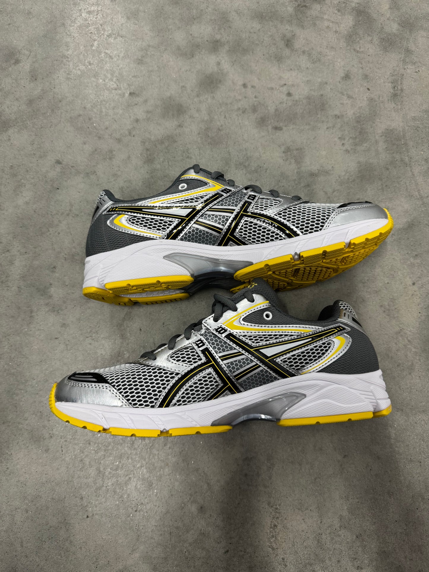 ASICS GEL-DS TRAINER 14 “ White Tai Chi Yellow “