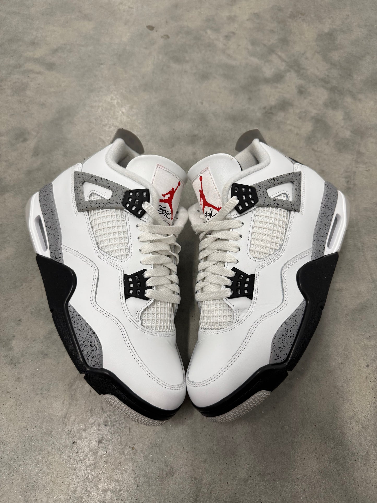 JORDAN 4 “ White Cement “ ( 2025 )