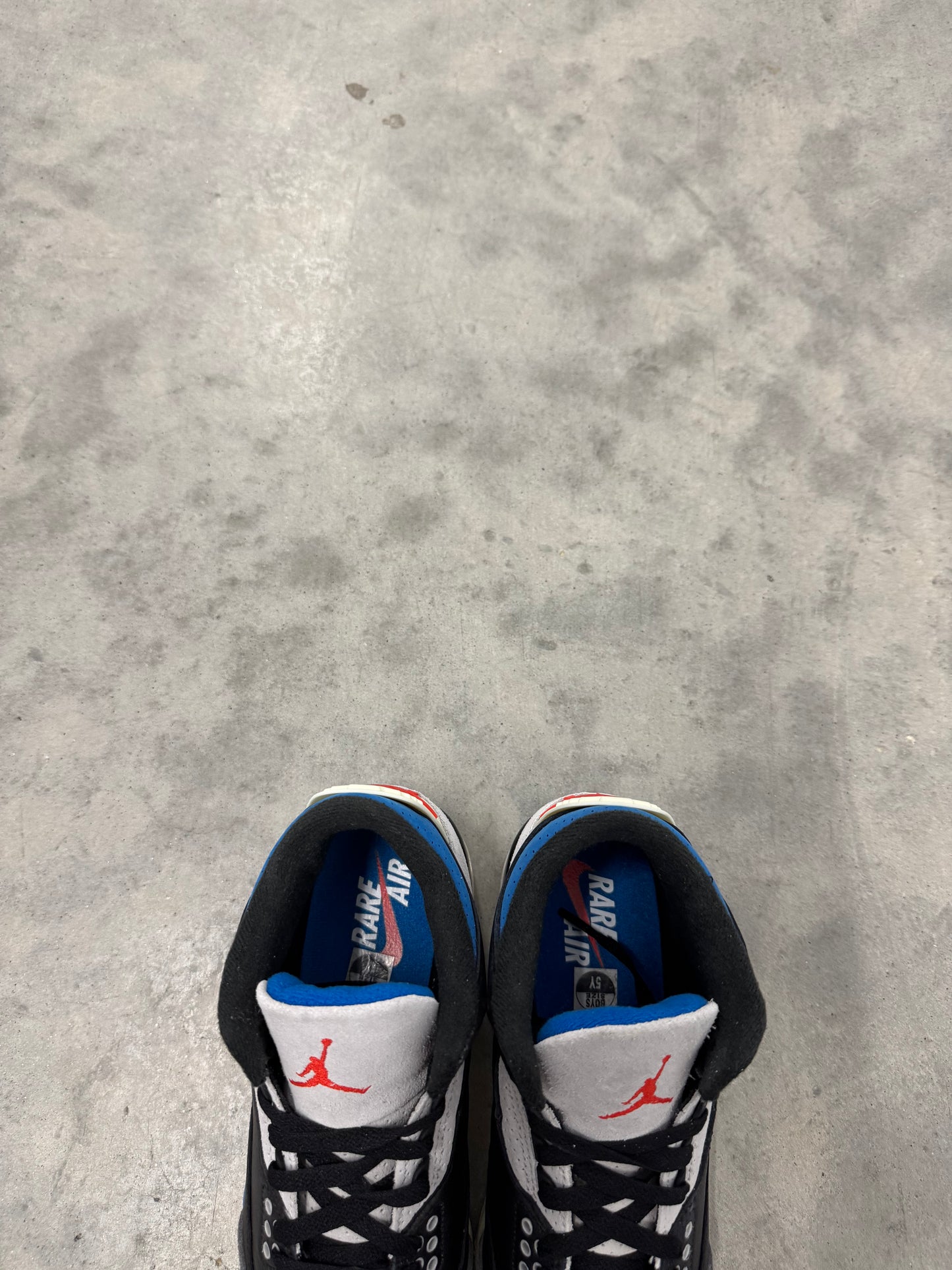 JORDAN 3 “ Rare Air “