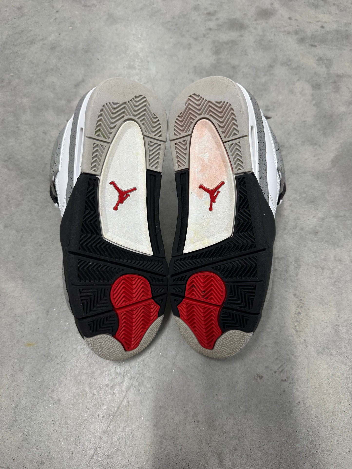 JORDAN 4 “ White Cement “