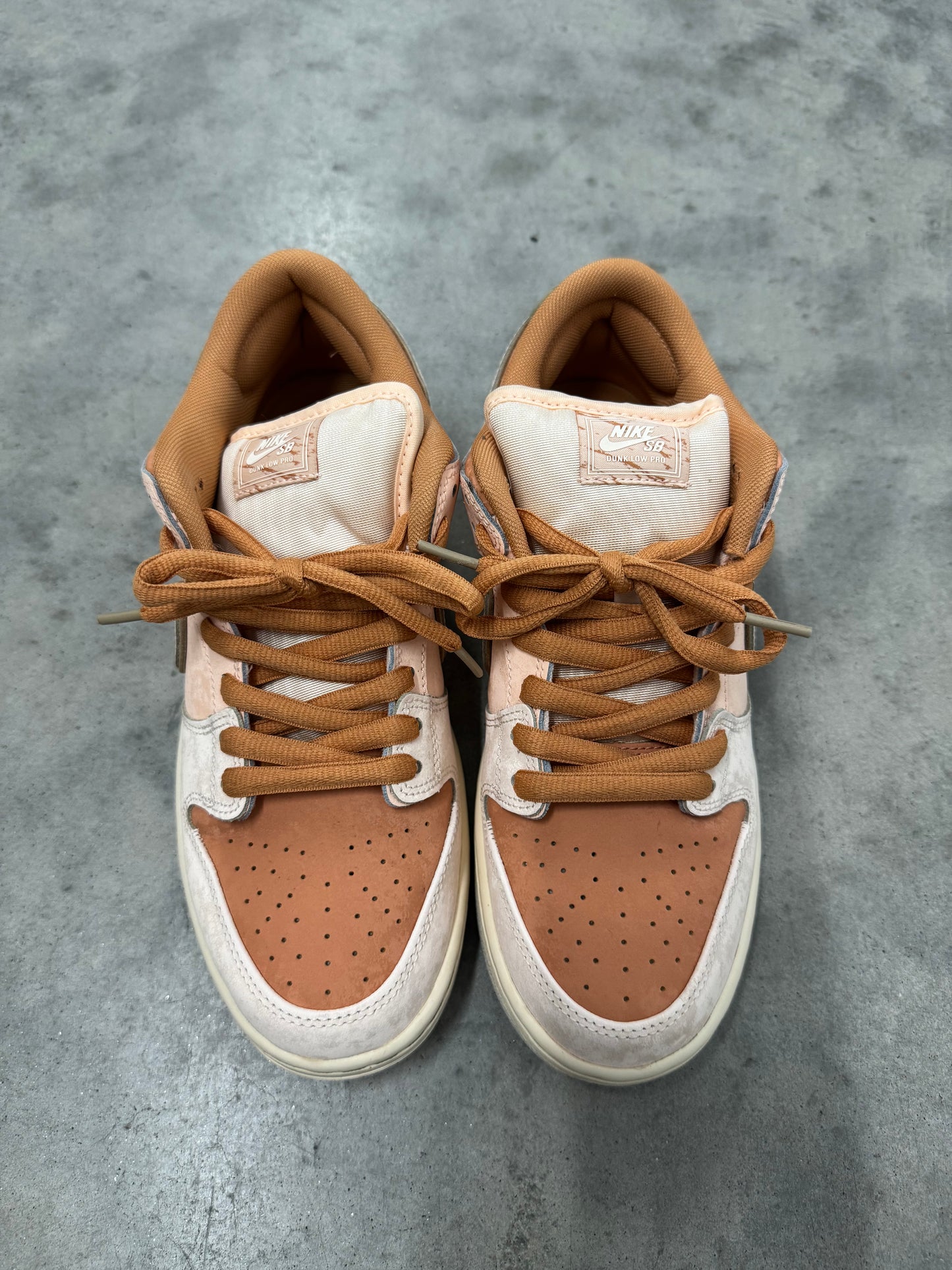 NIKE SB DUNK LOW “ Trocadéro Gardens “