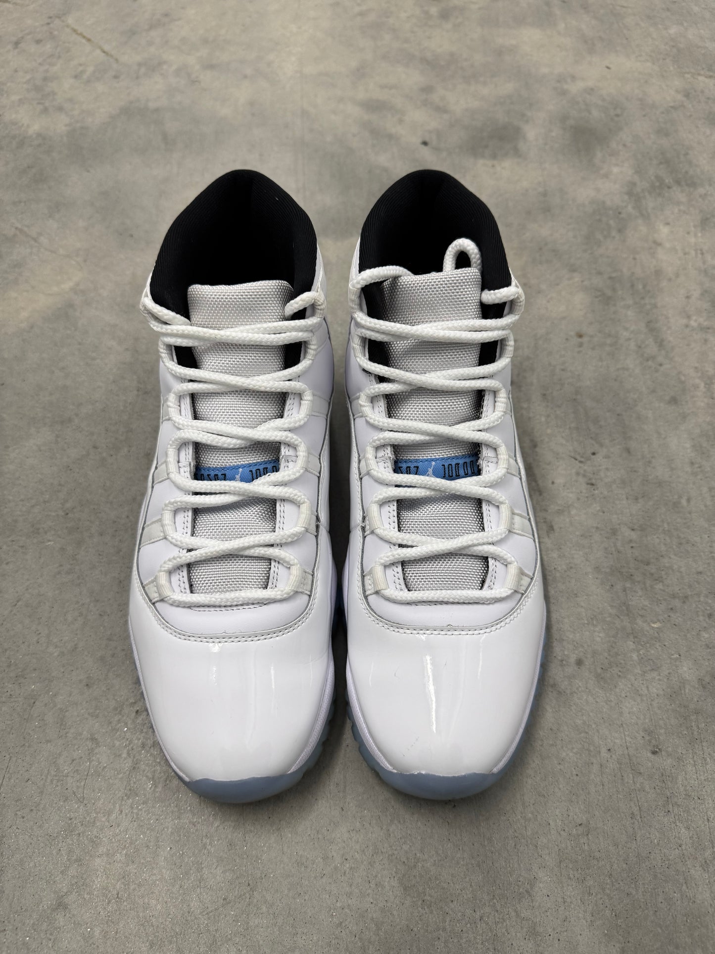 JORDAN 11 “ Legend Blue “