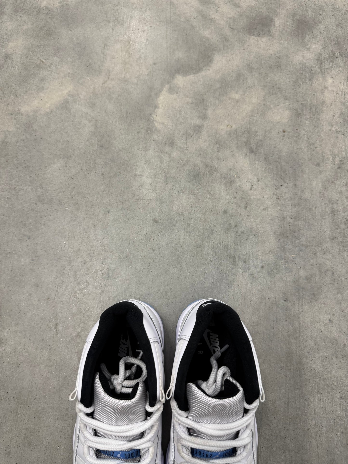 JORDAN 11 “ Legend Blue “