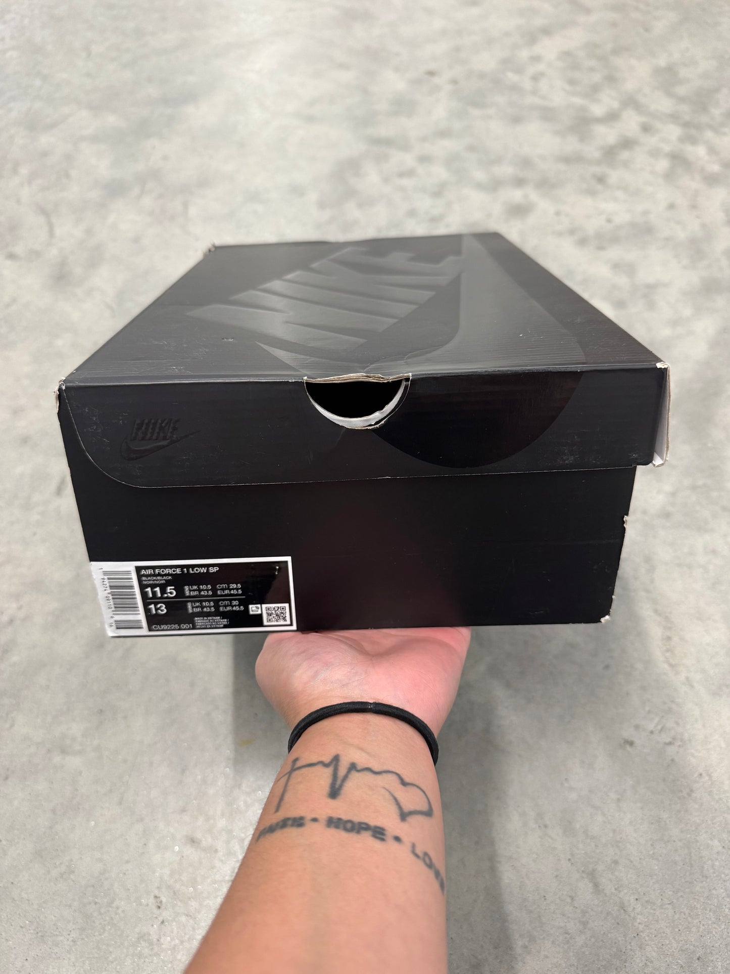AIR FORCE SUPREME LOW “ Black “