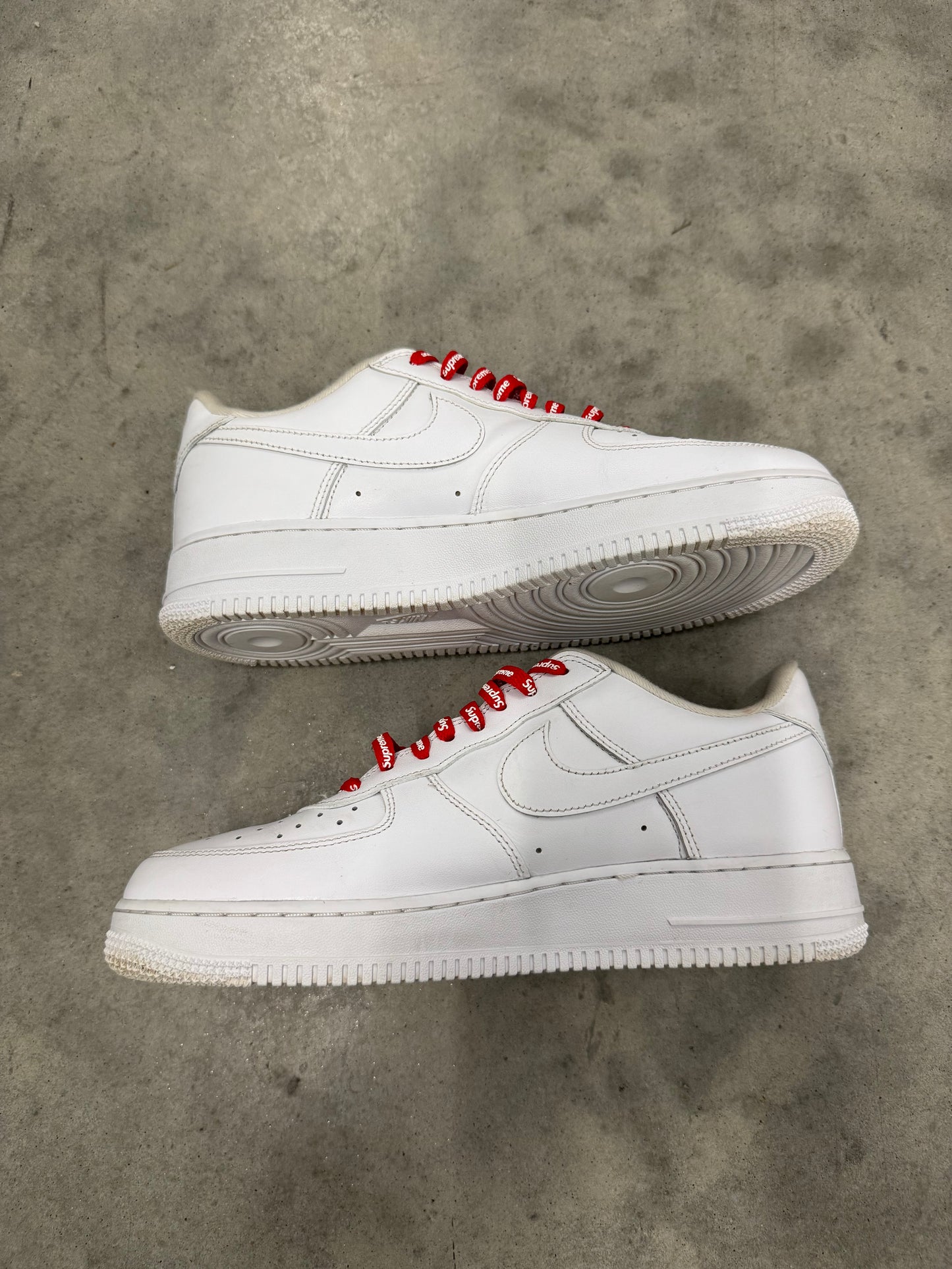 AIR FORCE SUPREME LOW “ Box-Logo White “