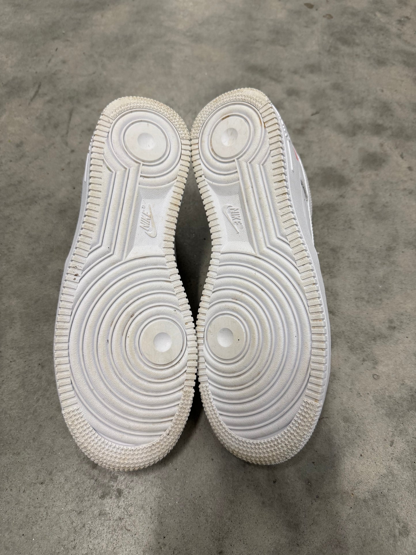 AIR FORCE SUPREME LOW “ Box-Logo White “