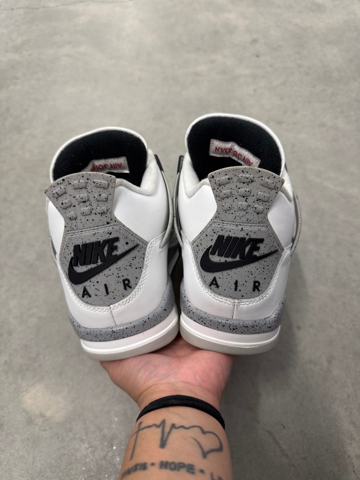 JORDAN 4 “ White Cement “ ( 2025 )