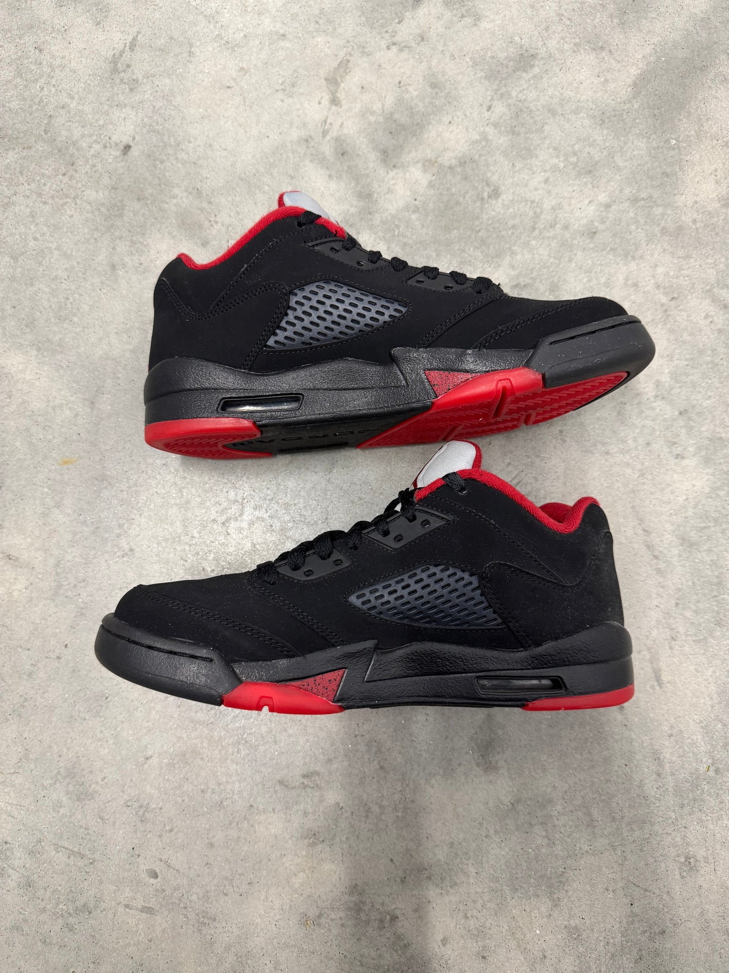JORDAN 5 LOW “ Alternate 90 “