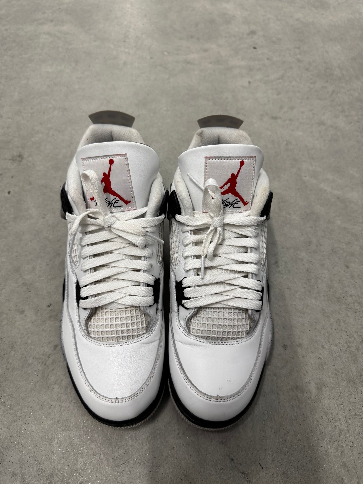 JORDAN 4 “ White Cement “ ( 2025 )