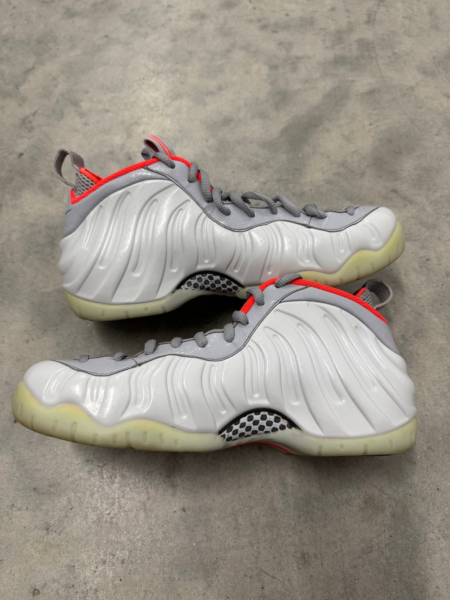 AIR FOAMPOSITE PREMIUM “ Pure platinum “