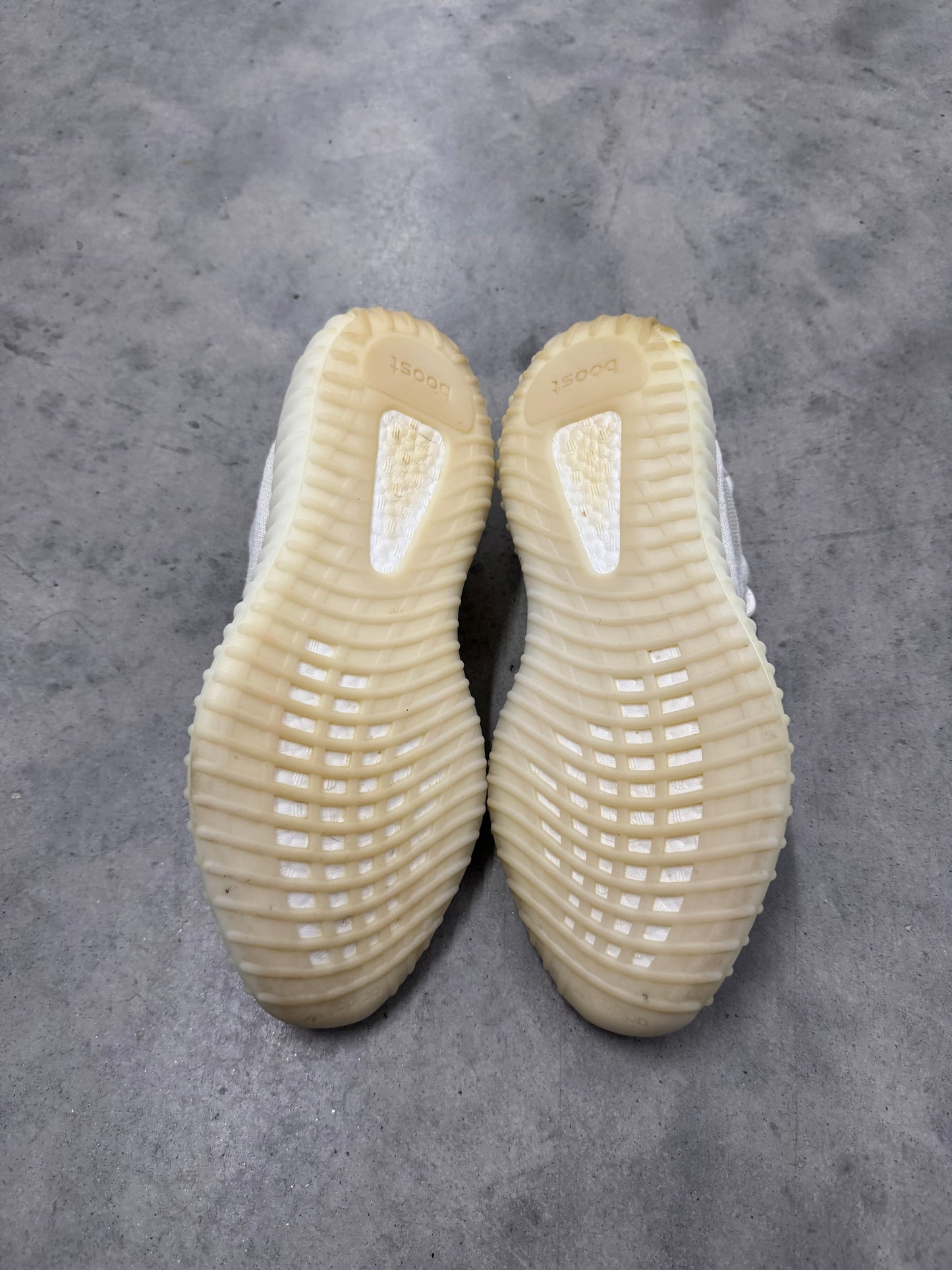 YEEZY BOOST 350 V2 “ Bone “