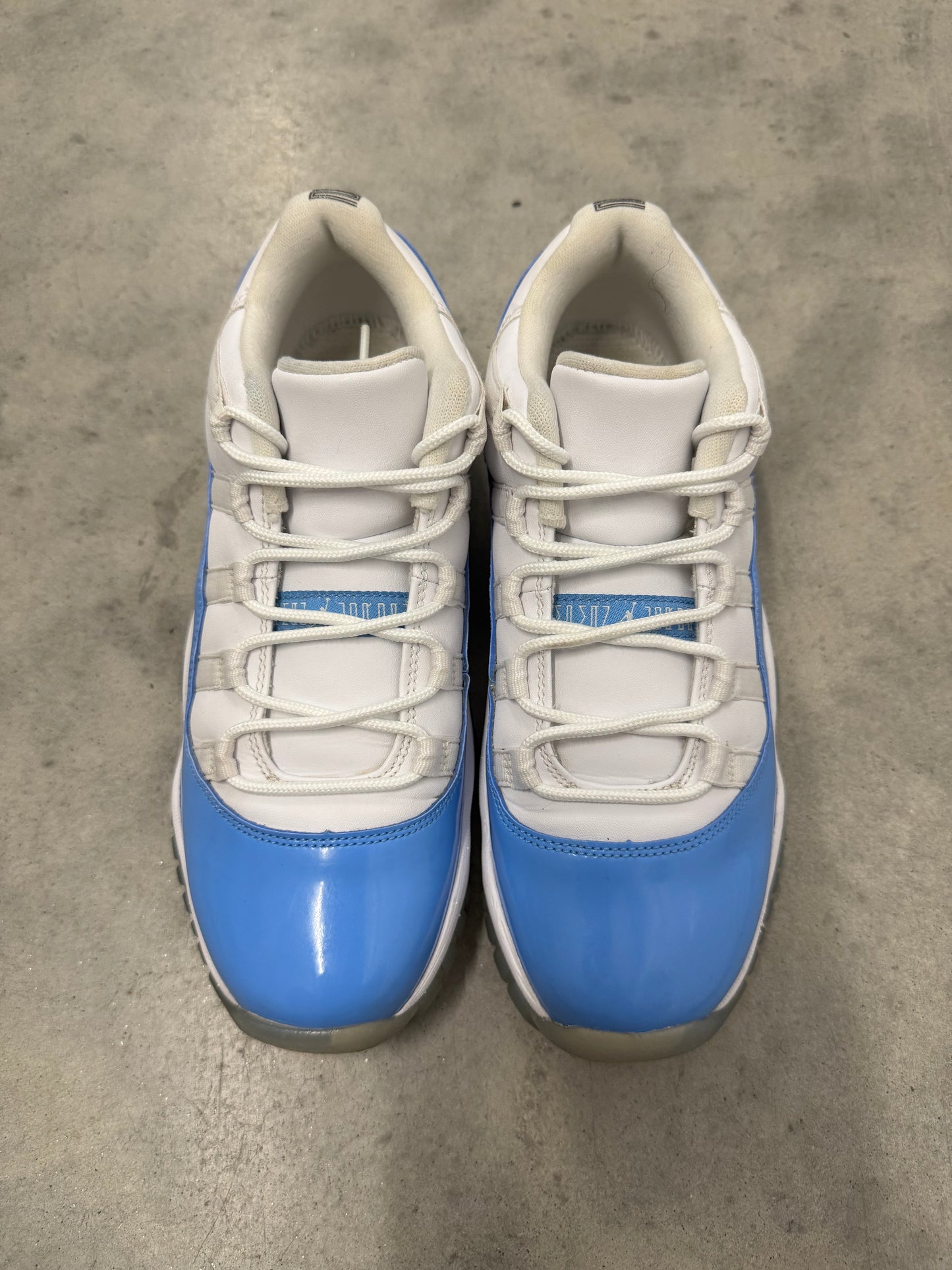 JORDAN 11 LOW “ Legend Blue “