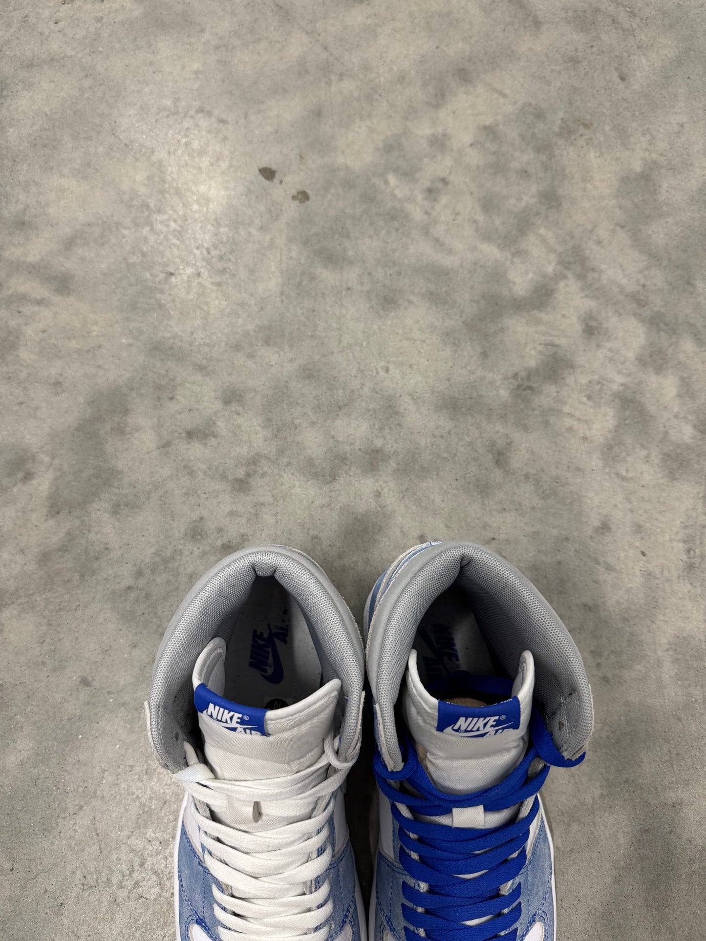 JORDAN 1 “ Hyper Royal “