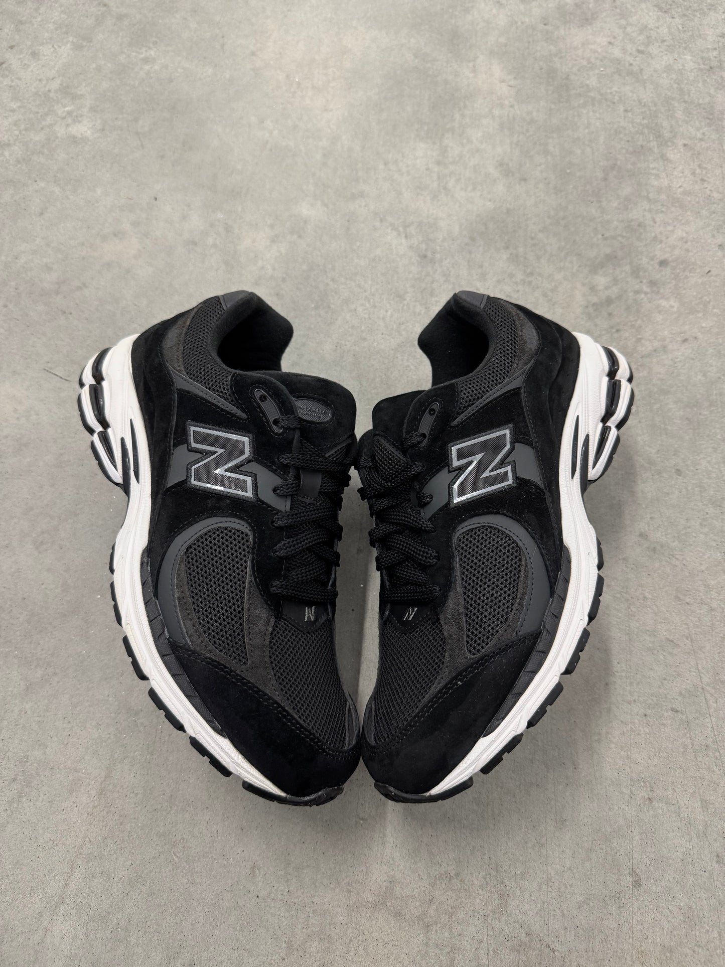 NEW BALANCE 2002R “ Black Gunmetal “