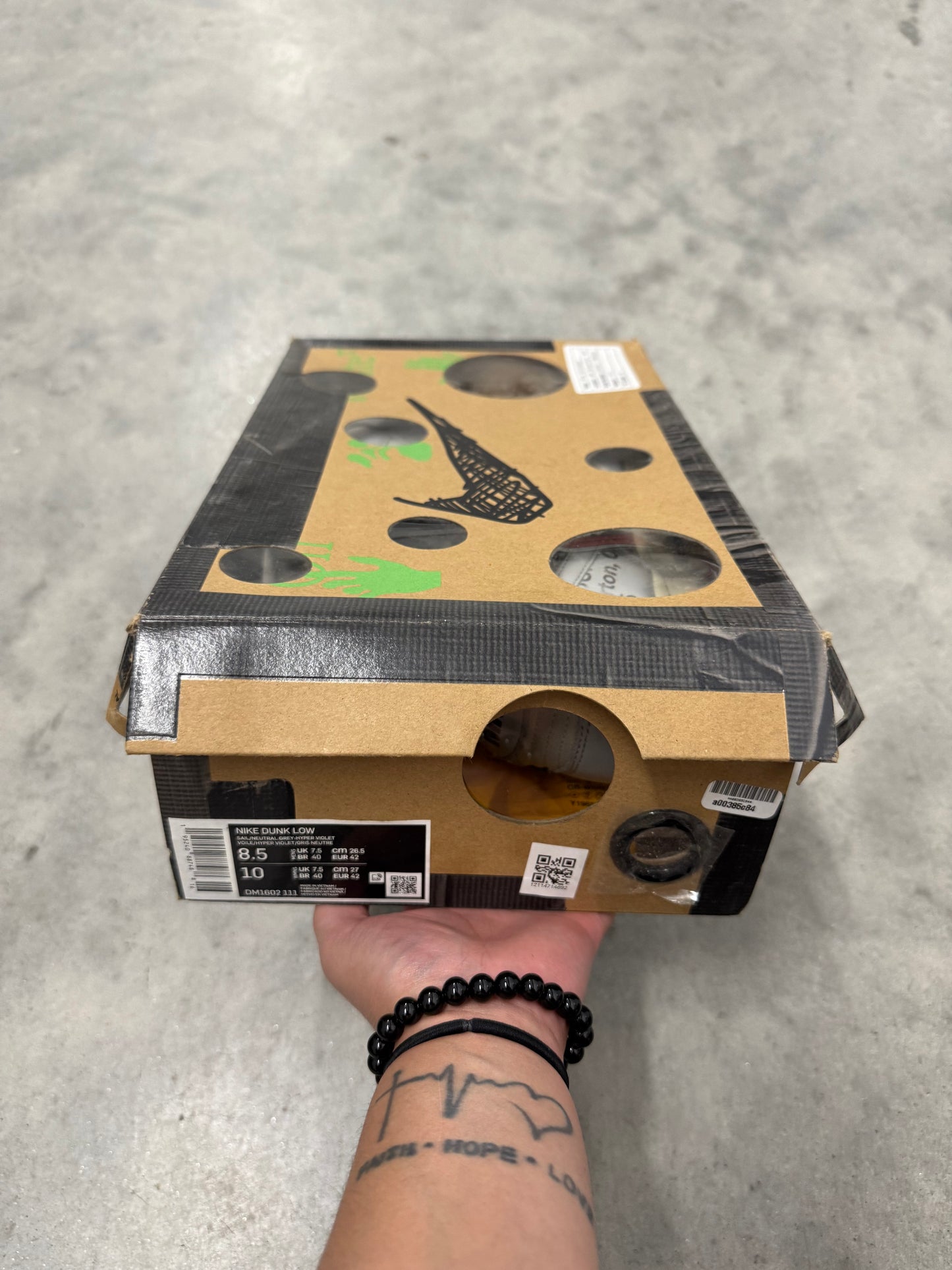 OFF-WHITE NIKE DUNK LOW “ Lot 28 of 50 “