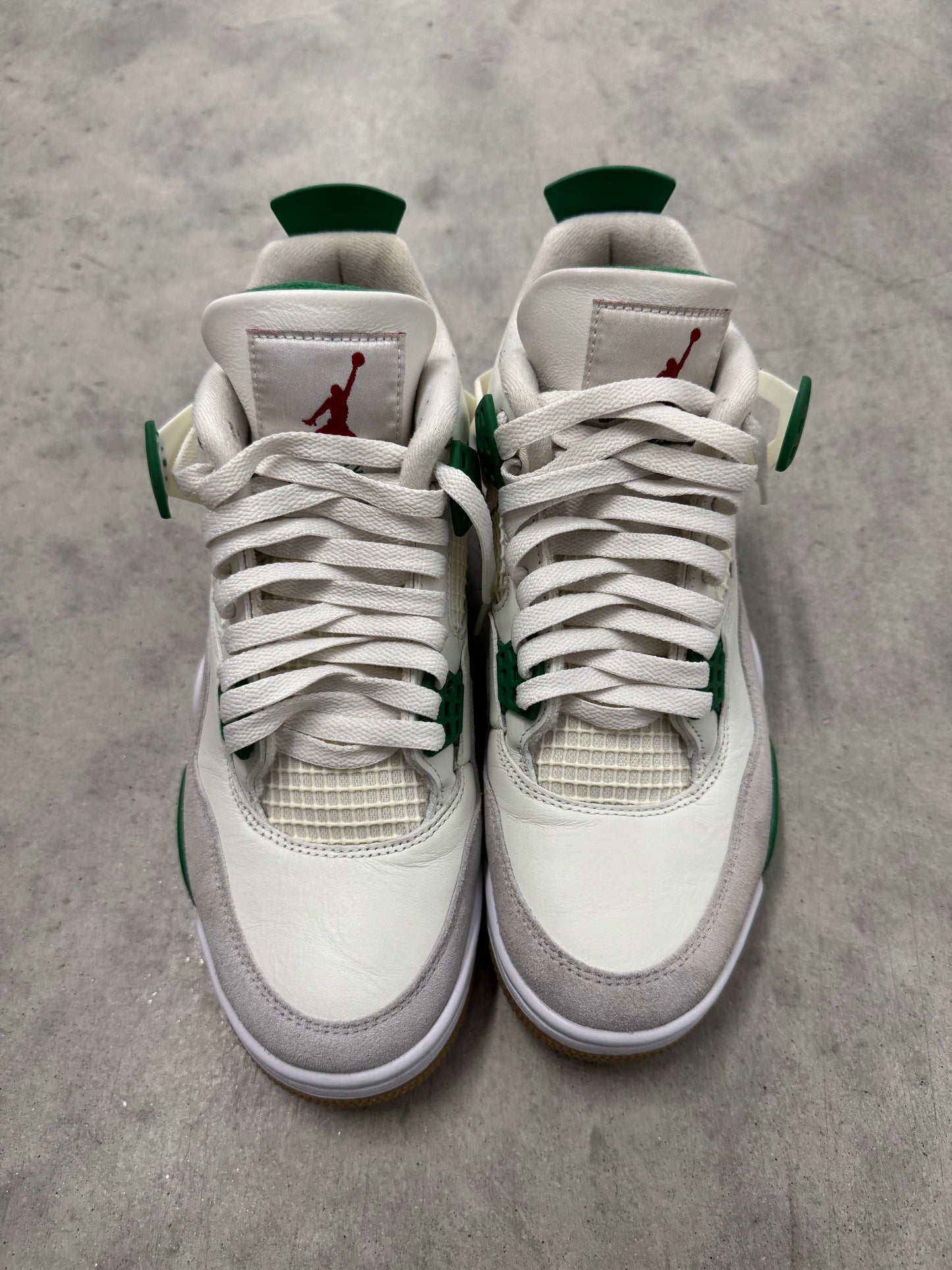 NIKE SB JORDAN 4 “ Pine Green “