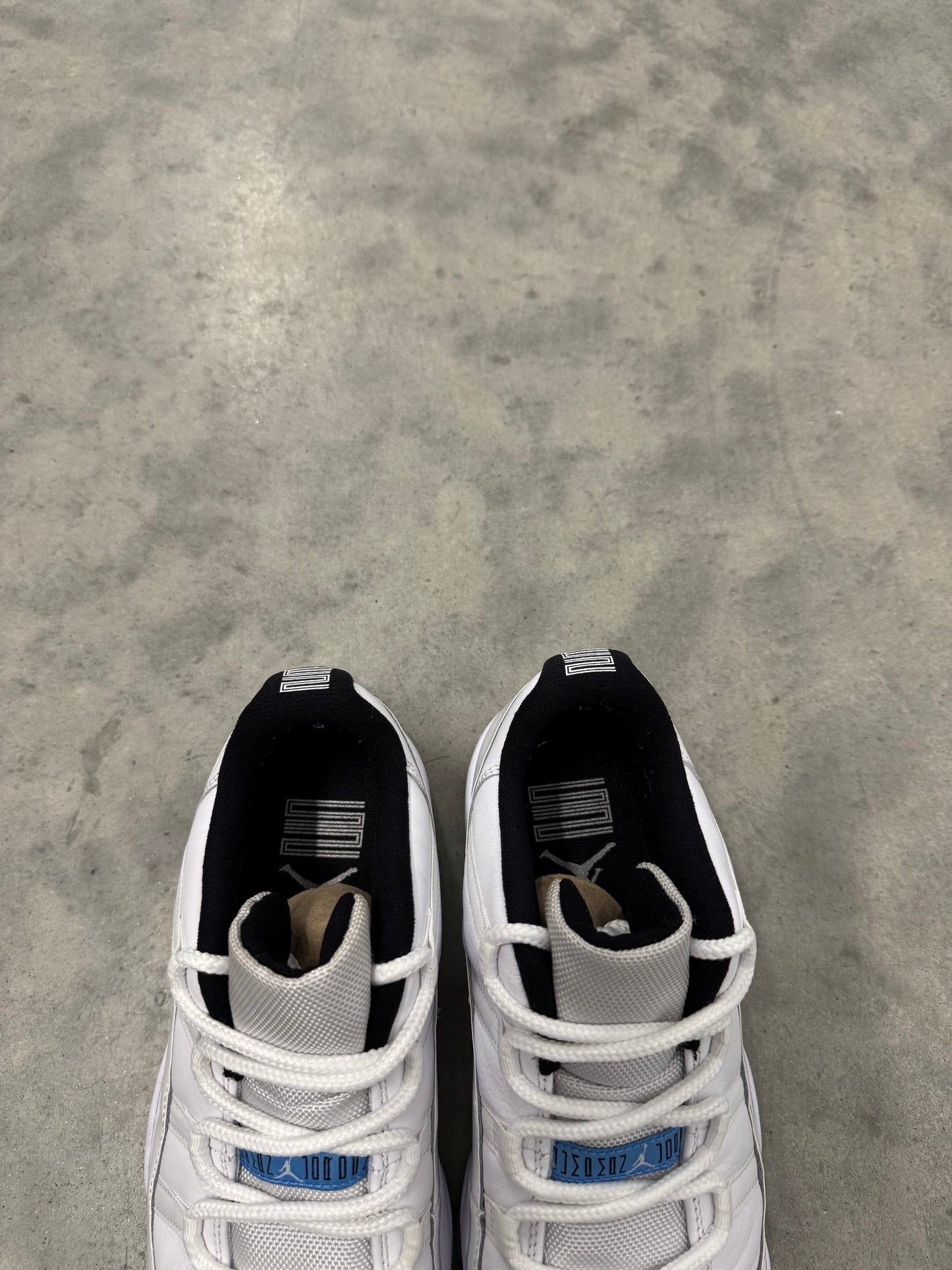 JORDAN 11 LOW “ Legend Blue “