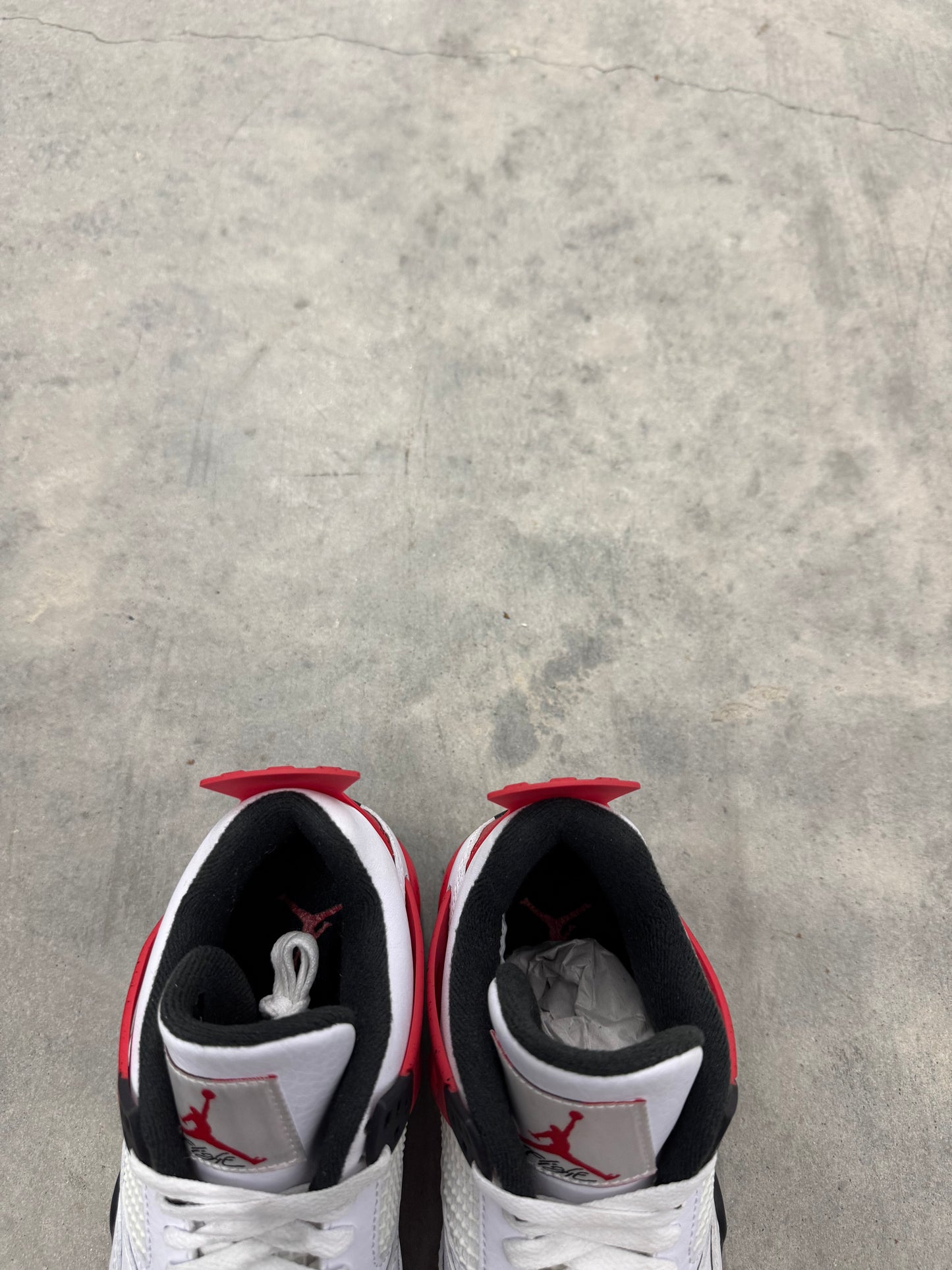 JORDAN 4 “ Red Cement “