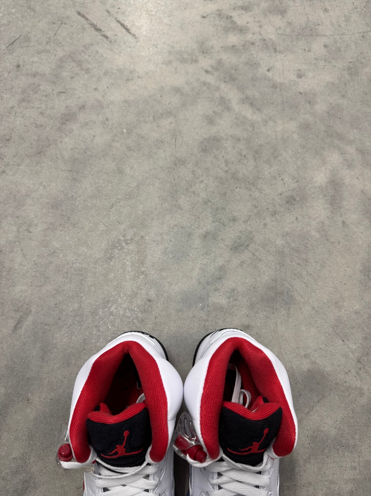 JORDAN 5 “ Fire Red “