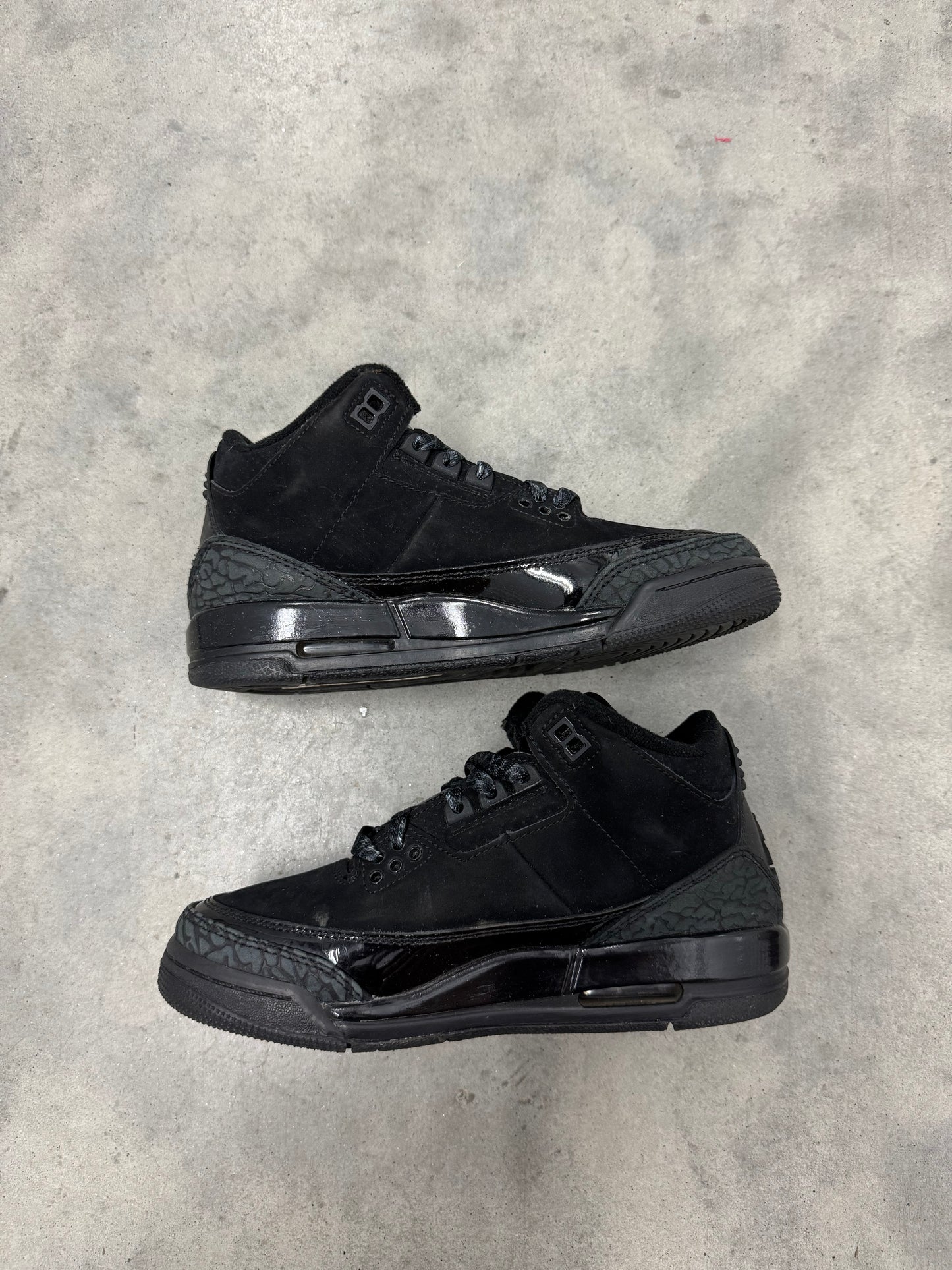 JORDAN 3 “ Black Cat “