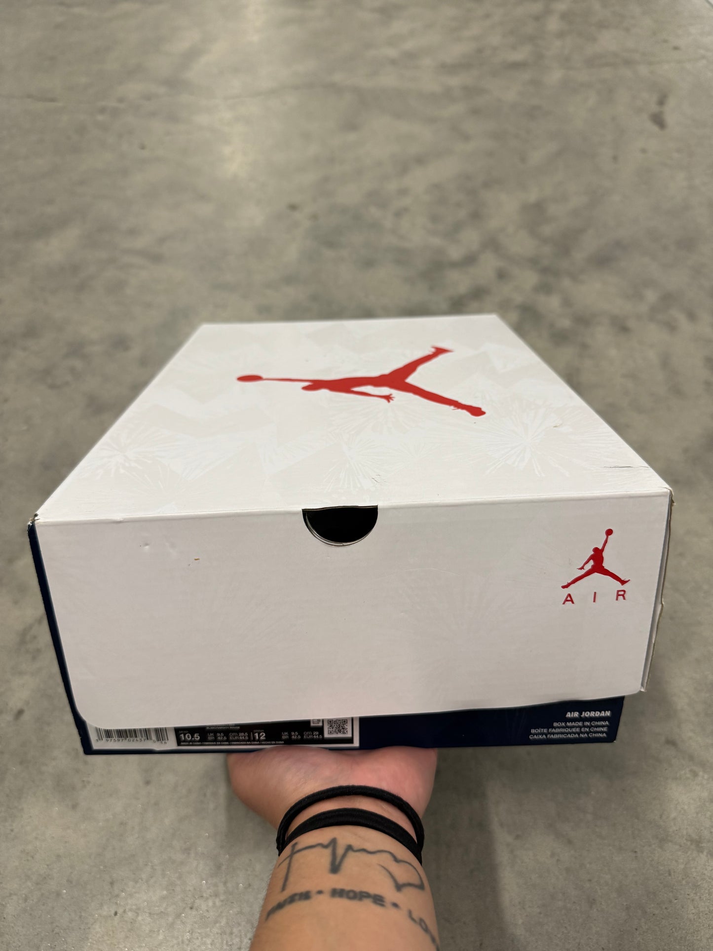 JORDAN 6 “ Olympic “