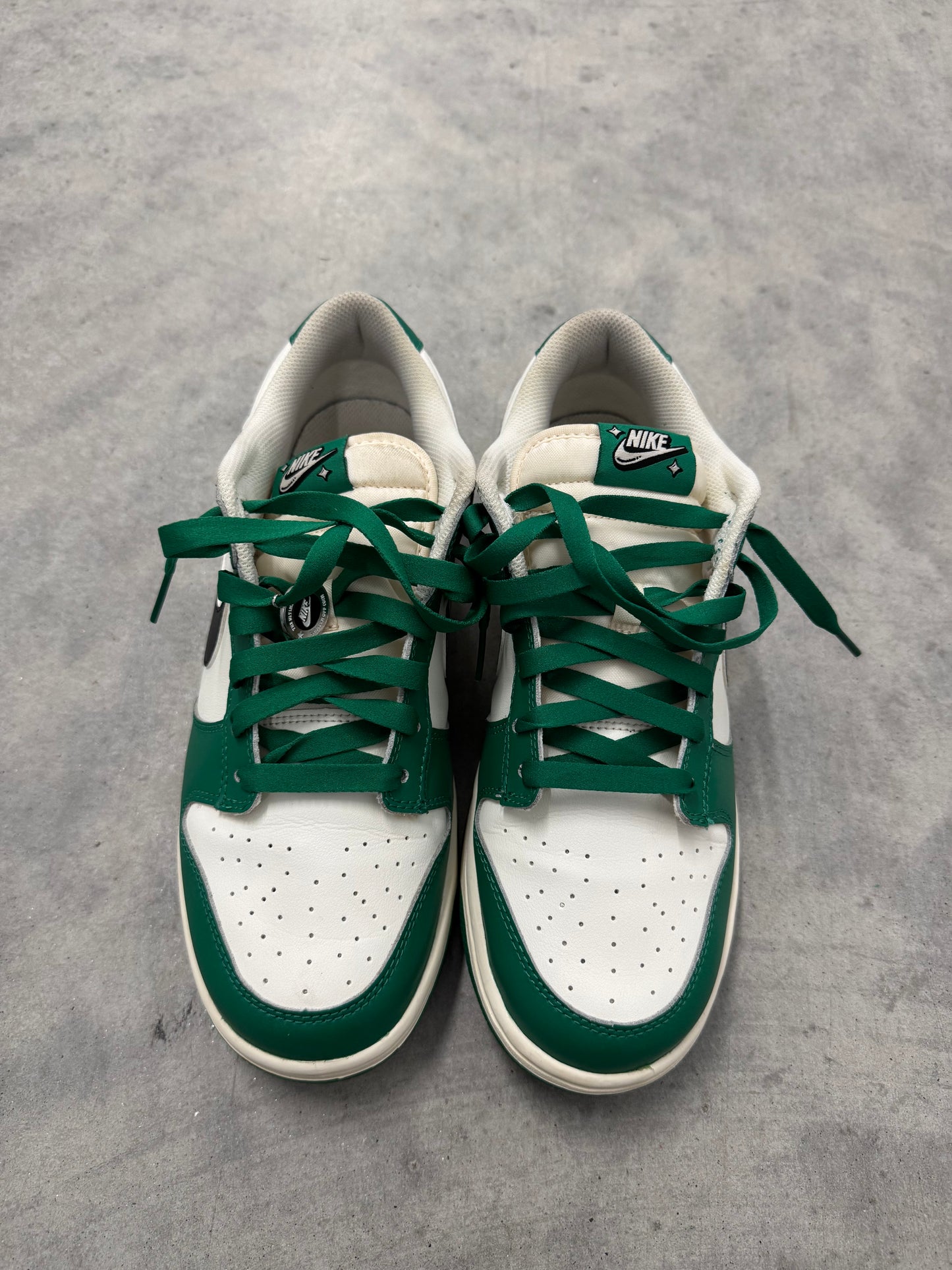 NIKE DUNK LOW LOTTERY PACK “ Malachite Green “