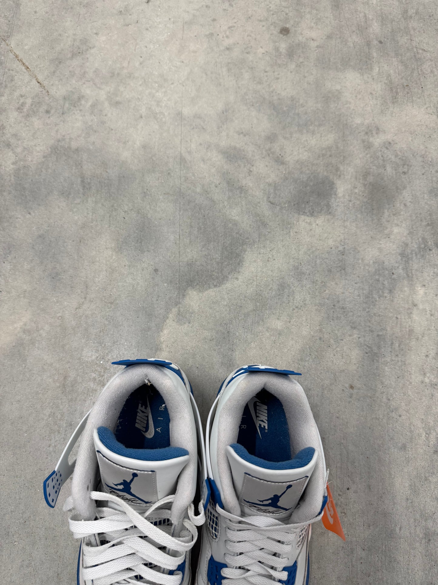 JORDAN 4 “ Military Blue “