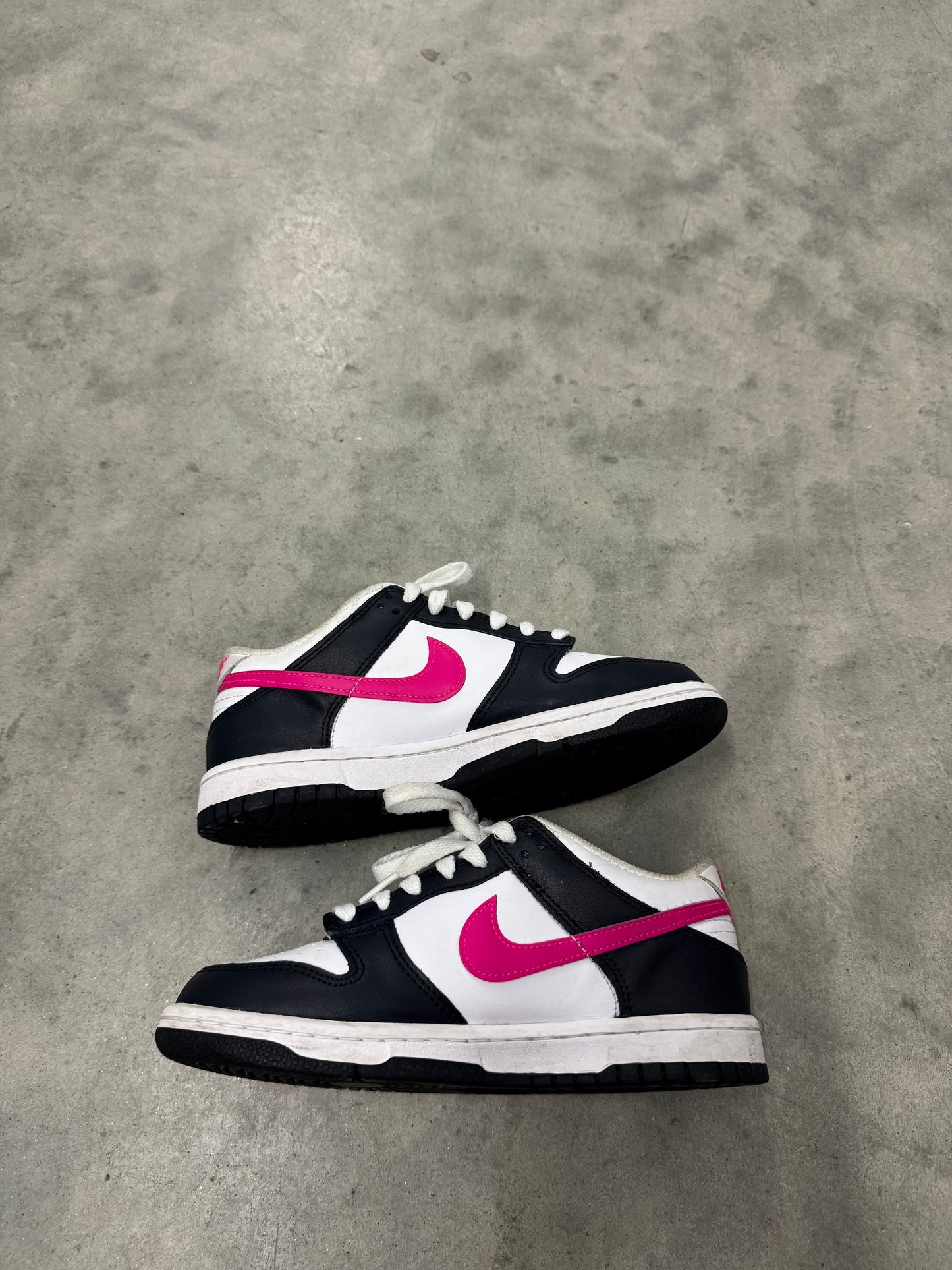 NIKE DUNK LOW “ Obsidian Fierce Pink “
