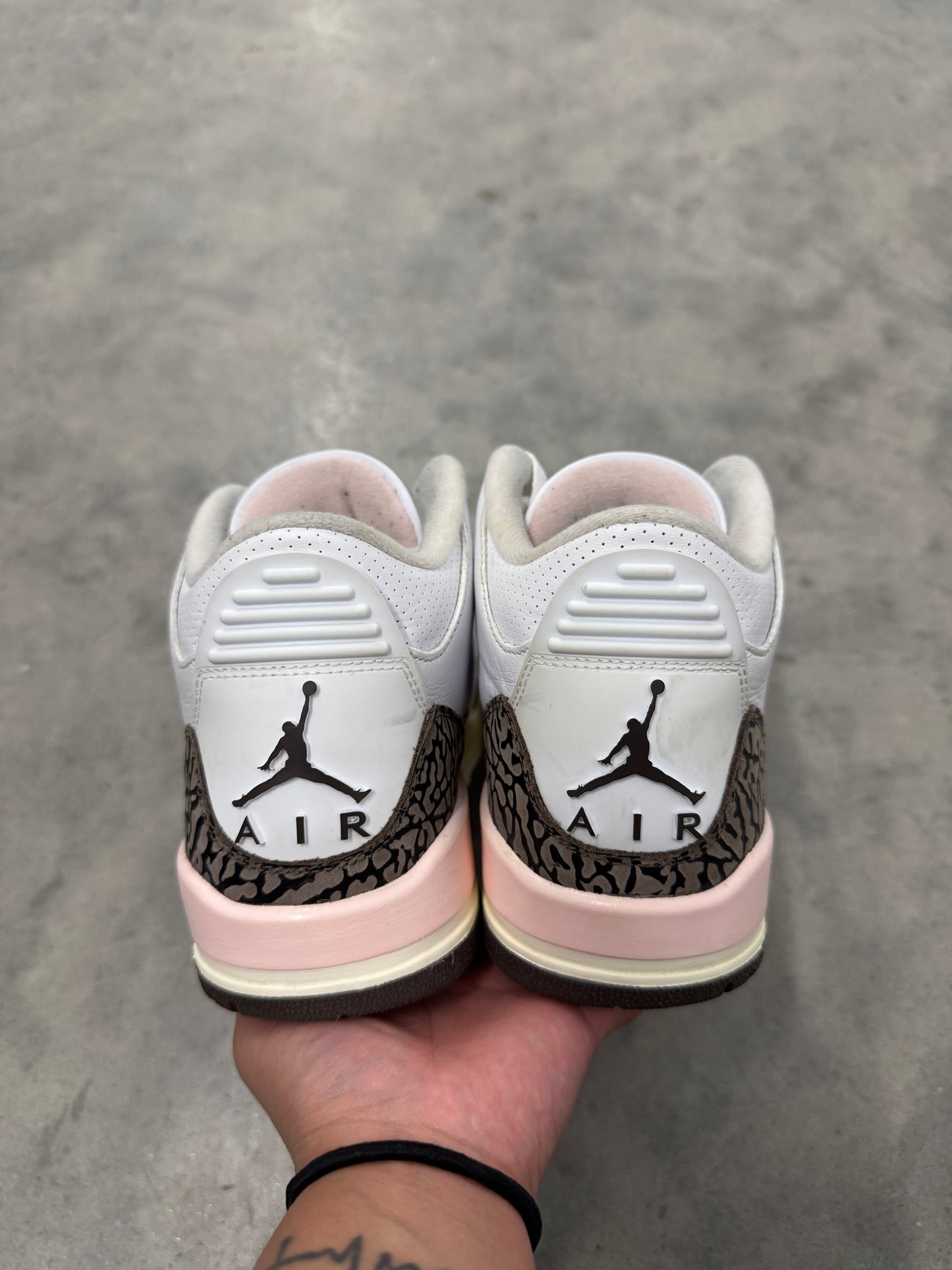 JORDAN 3 “ Neopolitan “