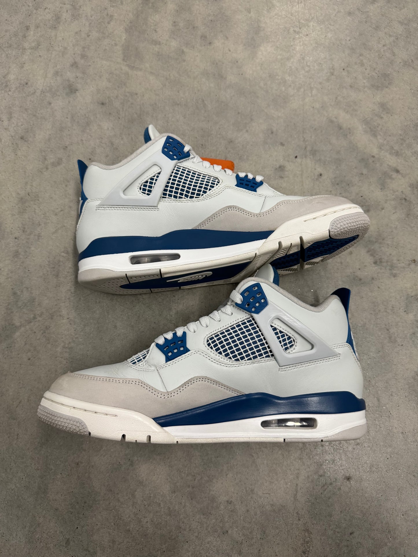 JORDAN 4 “ Military Blue “
