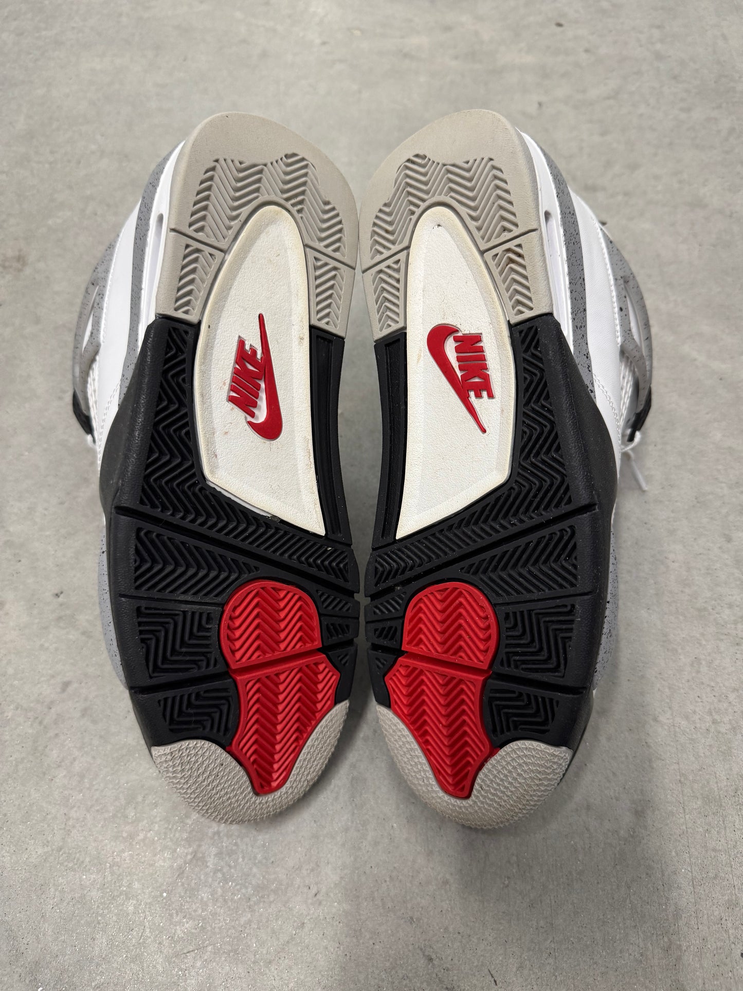 JORDAN 4 “ White Cement “ ( 2025 )