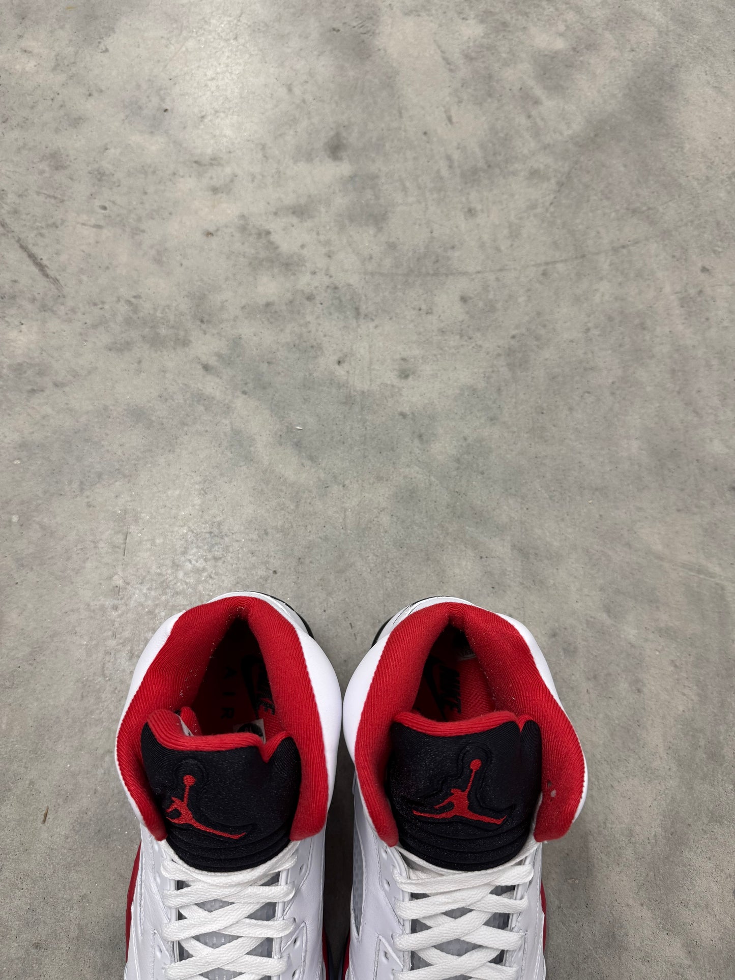JORDAN 5 “ Fire Red “
