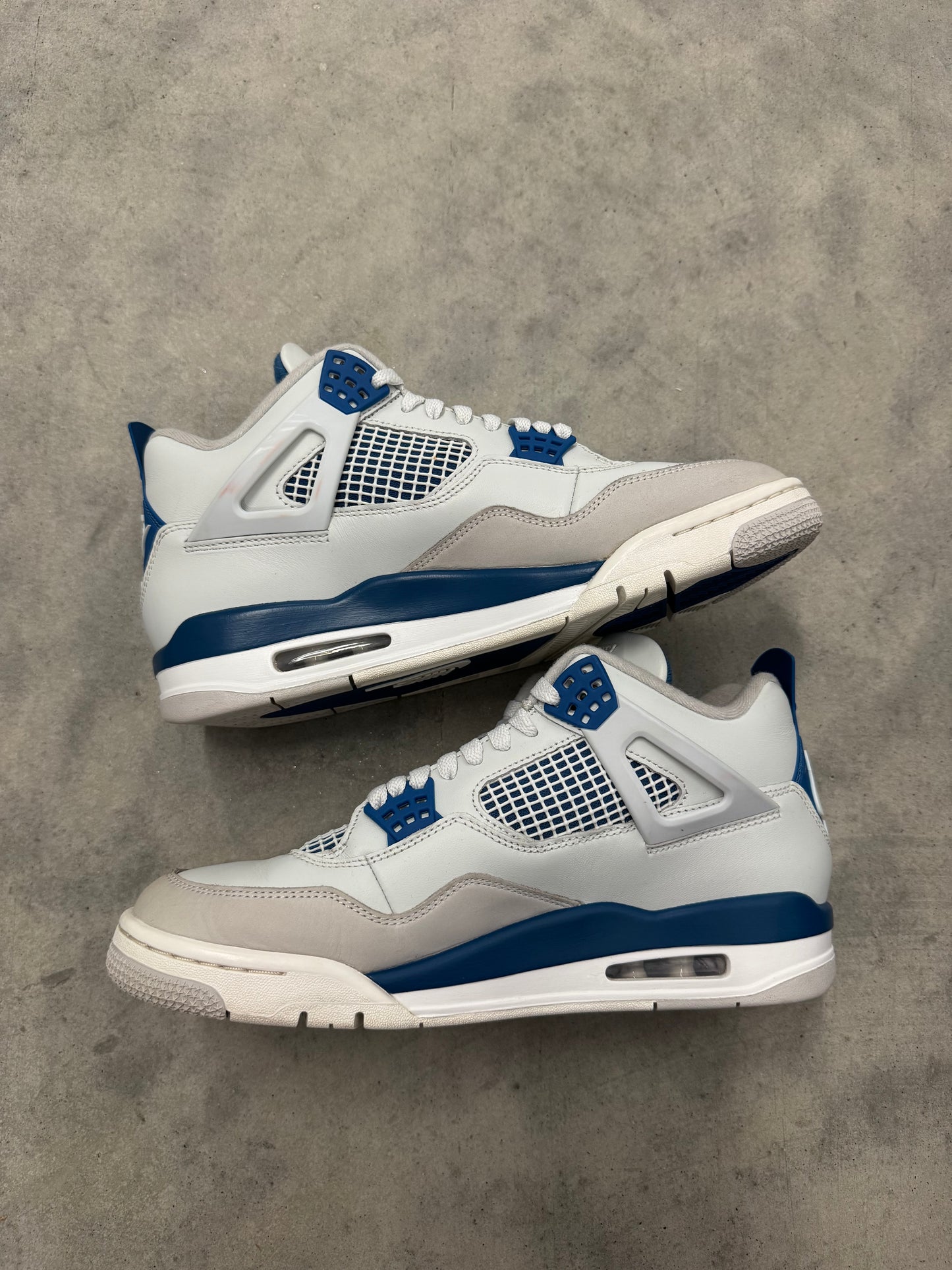 JORDAN 4 “ Military Blue “