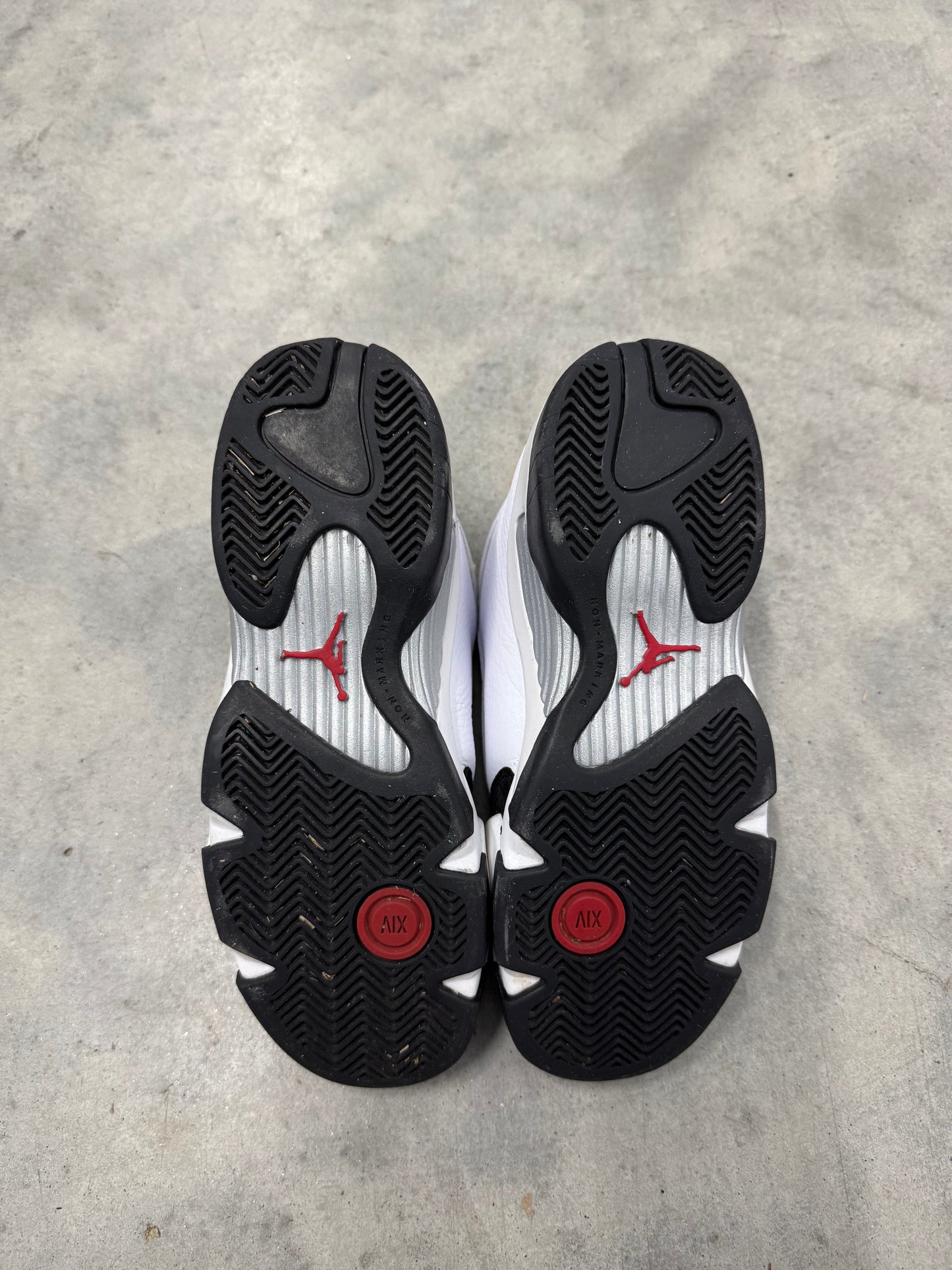JORDAN 14 “ Black Toe “