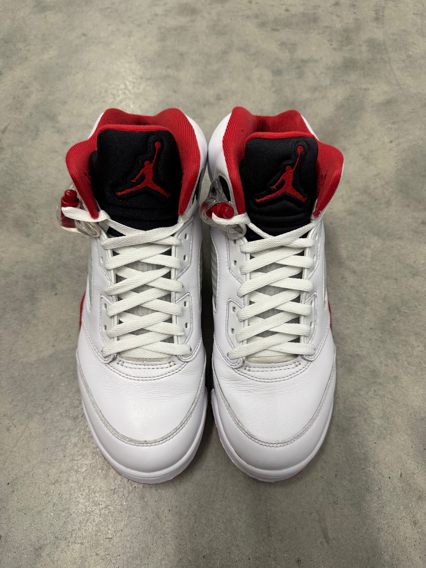 JORDAN 5 “ Fire Red “