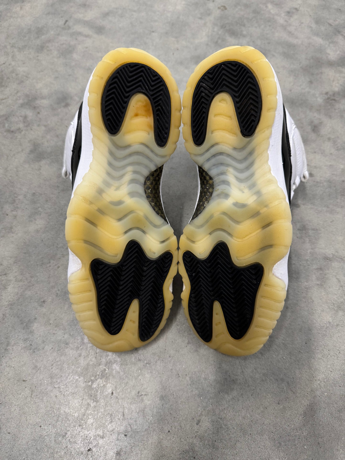 JORDAN 11 “ Dmp “