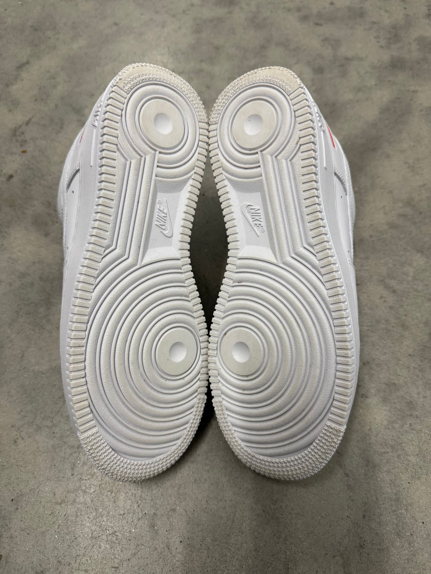 AIR FORCE SUPREME LOW “ Box-Logo White “