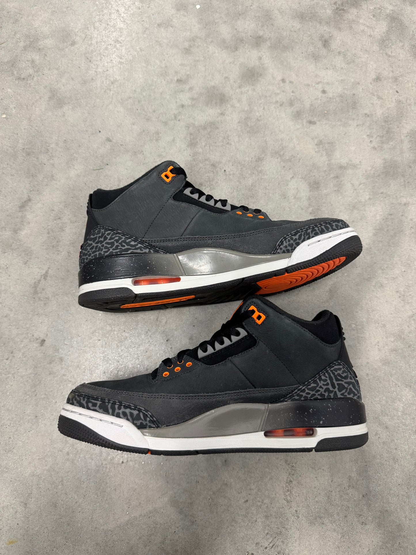JORDAN 3 “ Fear “